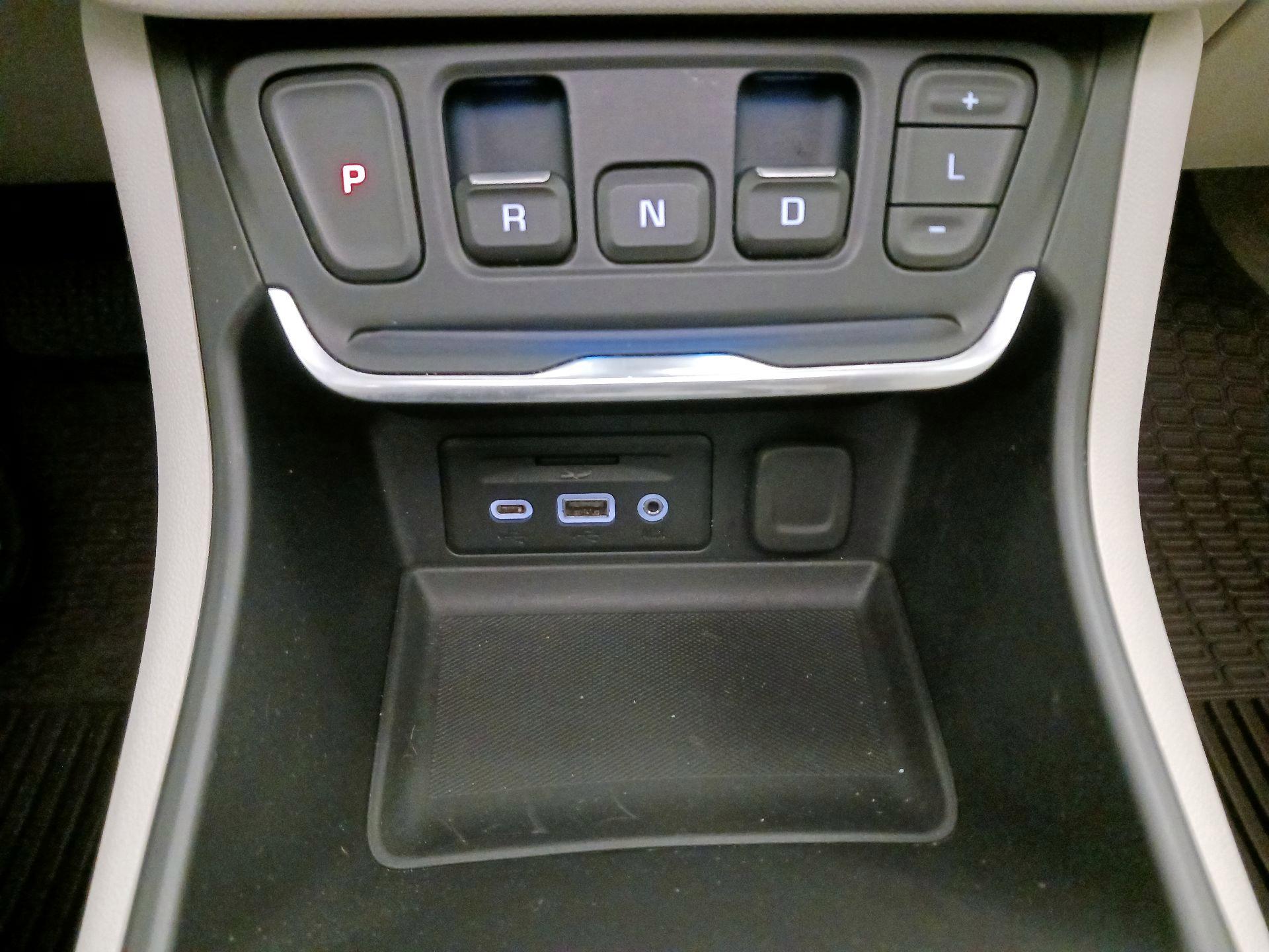 Thumbnail: 2020 GMC Terrain - 18