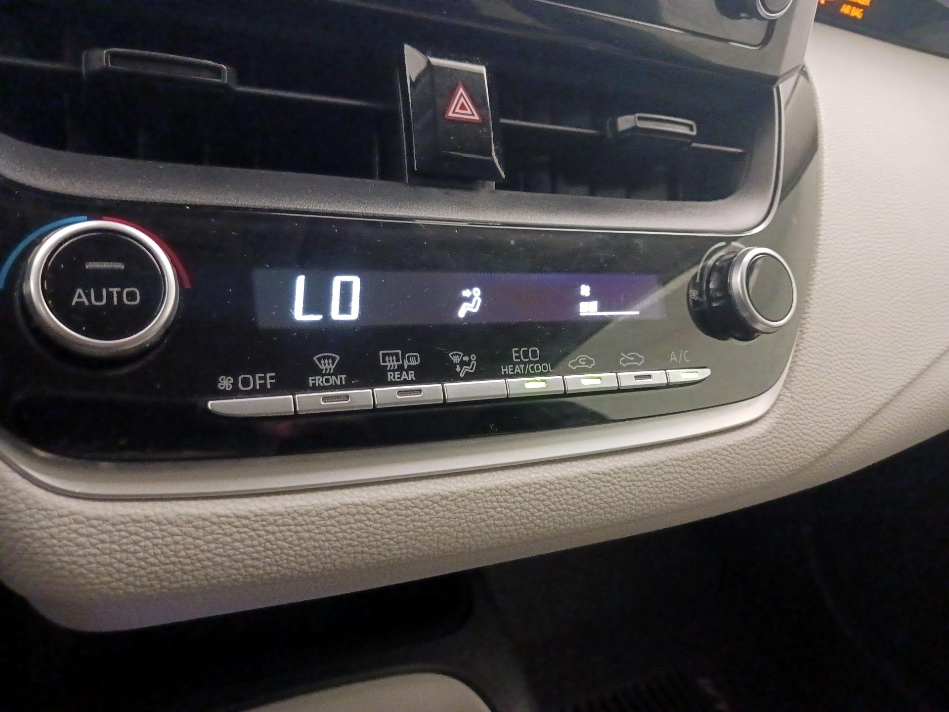 Thumbnail: 2020 Toyota Corolla - 16