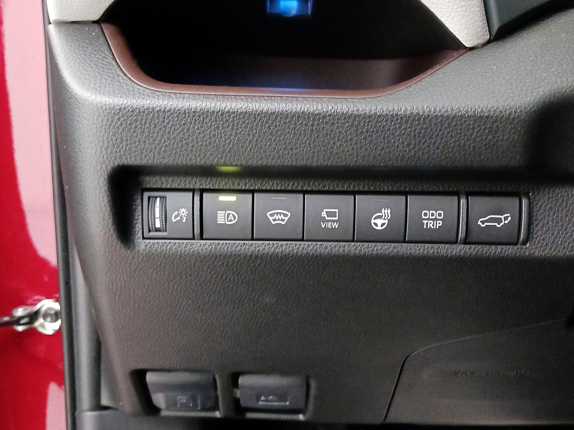 Thumbnail: 2023 Toyota RAV4 - 13