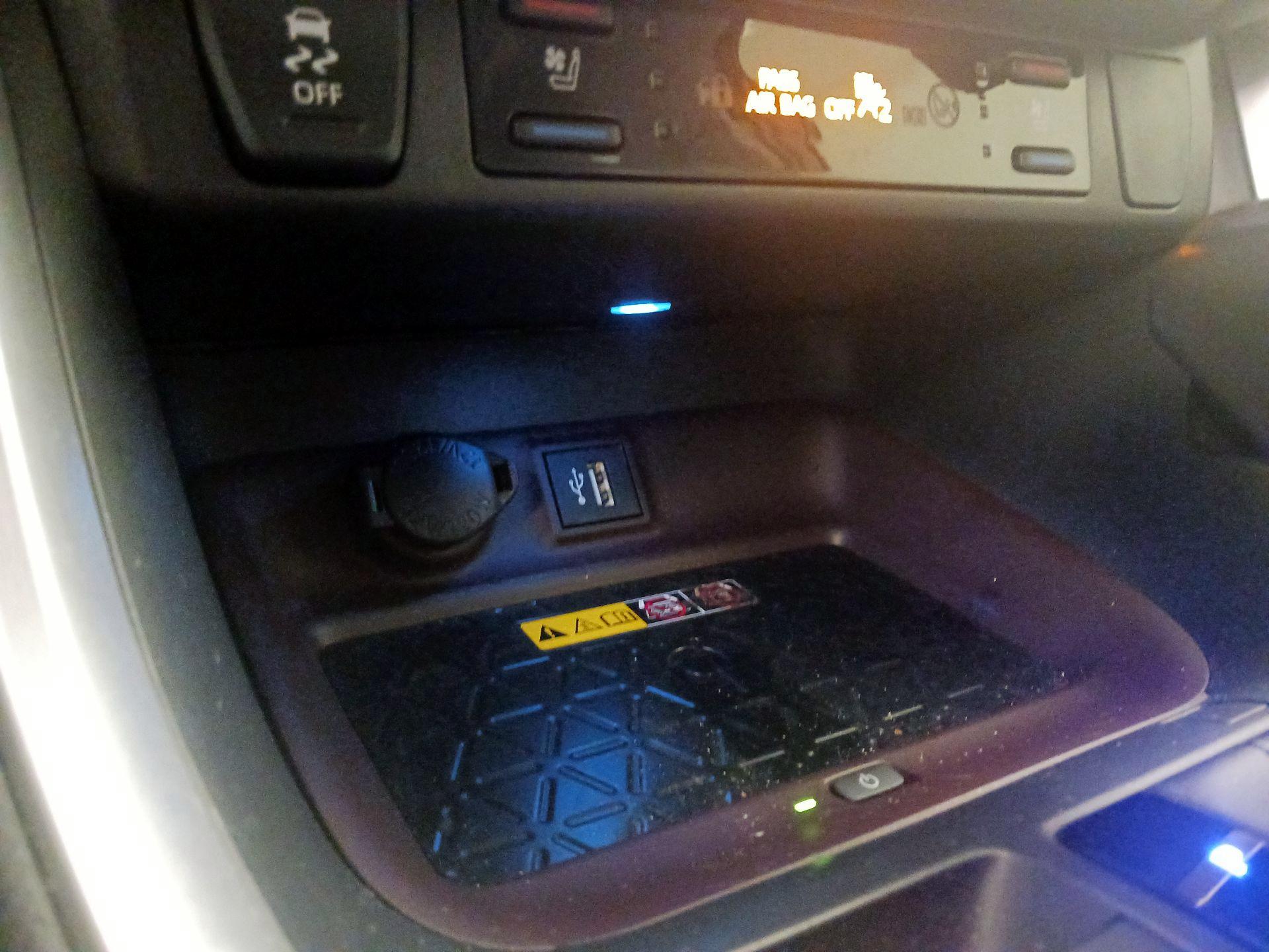 Thumbnail: 2023 Toyota RAV4 - 19