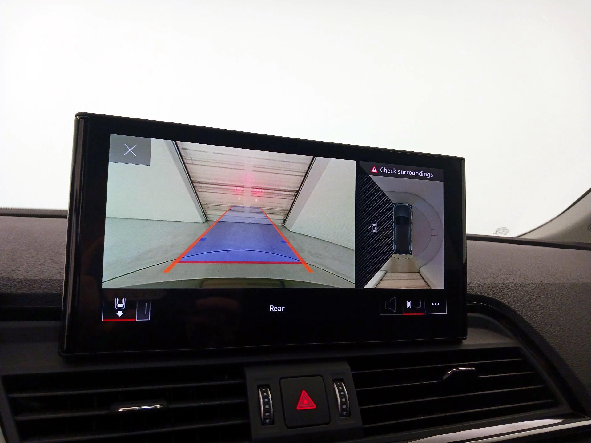 Thumbnail: 2023 Audi Q5 - 14