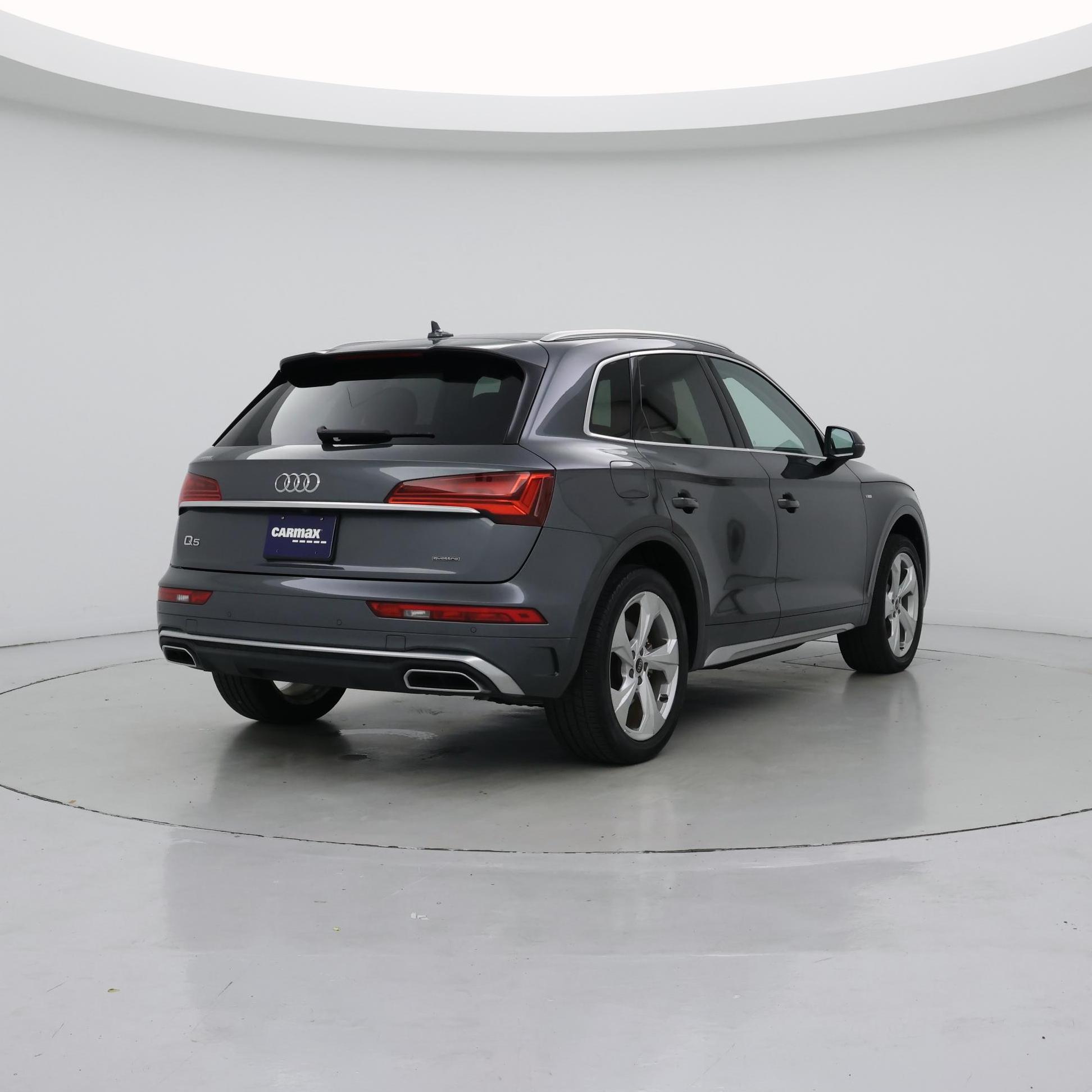 Thumbnail: 2023 Audi Q5 - 8