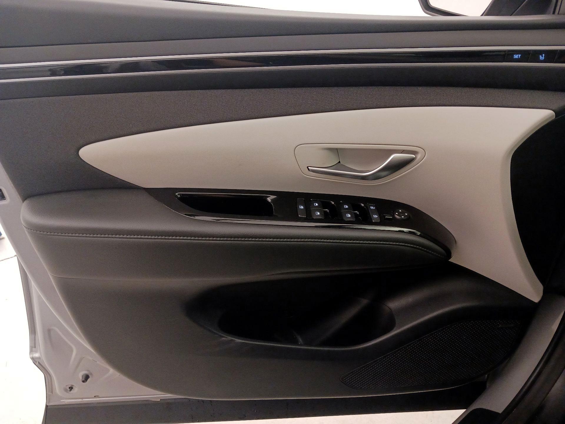 Thumbnail: 2022 Hyundai Tucson - 12