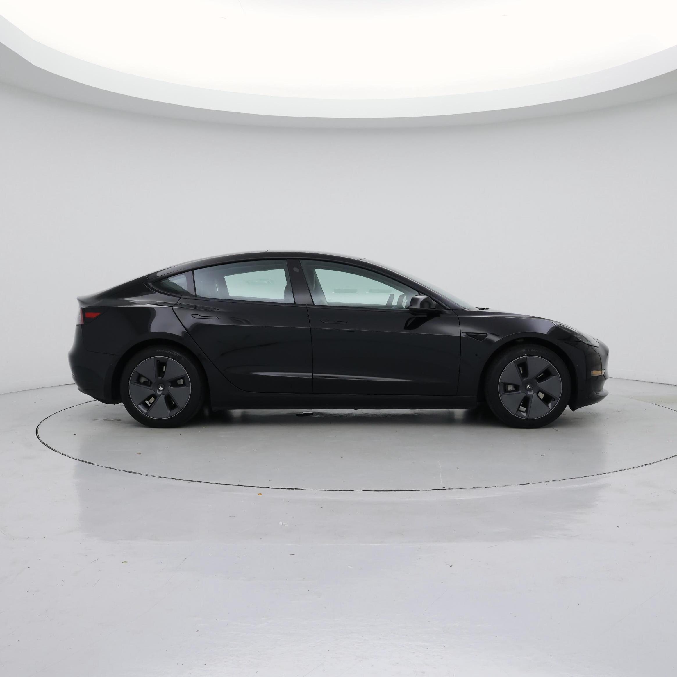 Thumbnail: 2021 Tesla Model 3 - 7