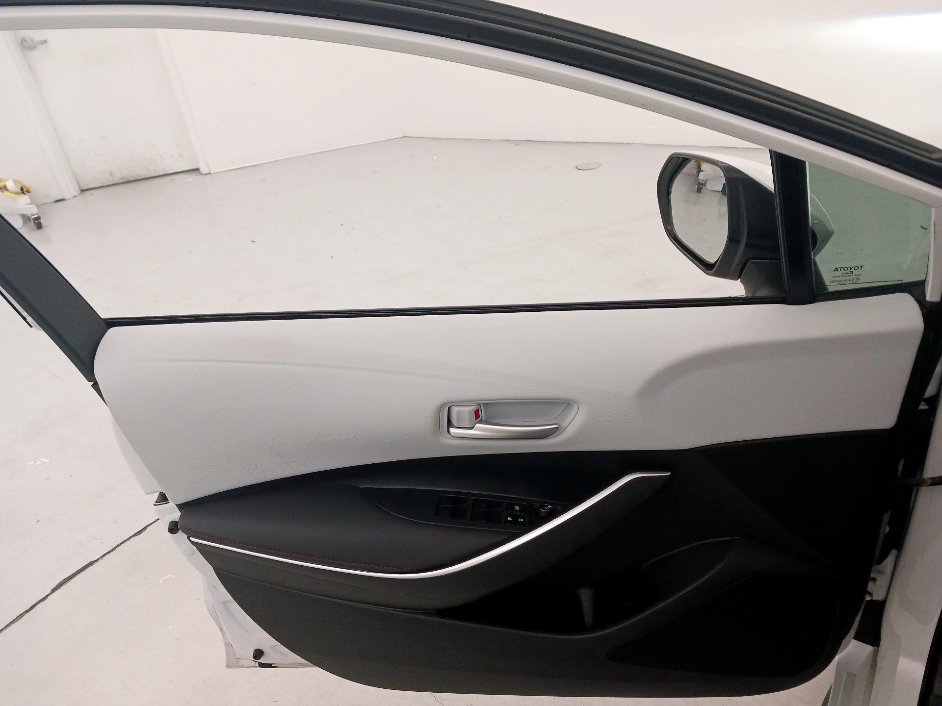 Thumbnail: 2024 Toyota Corolla - 12