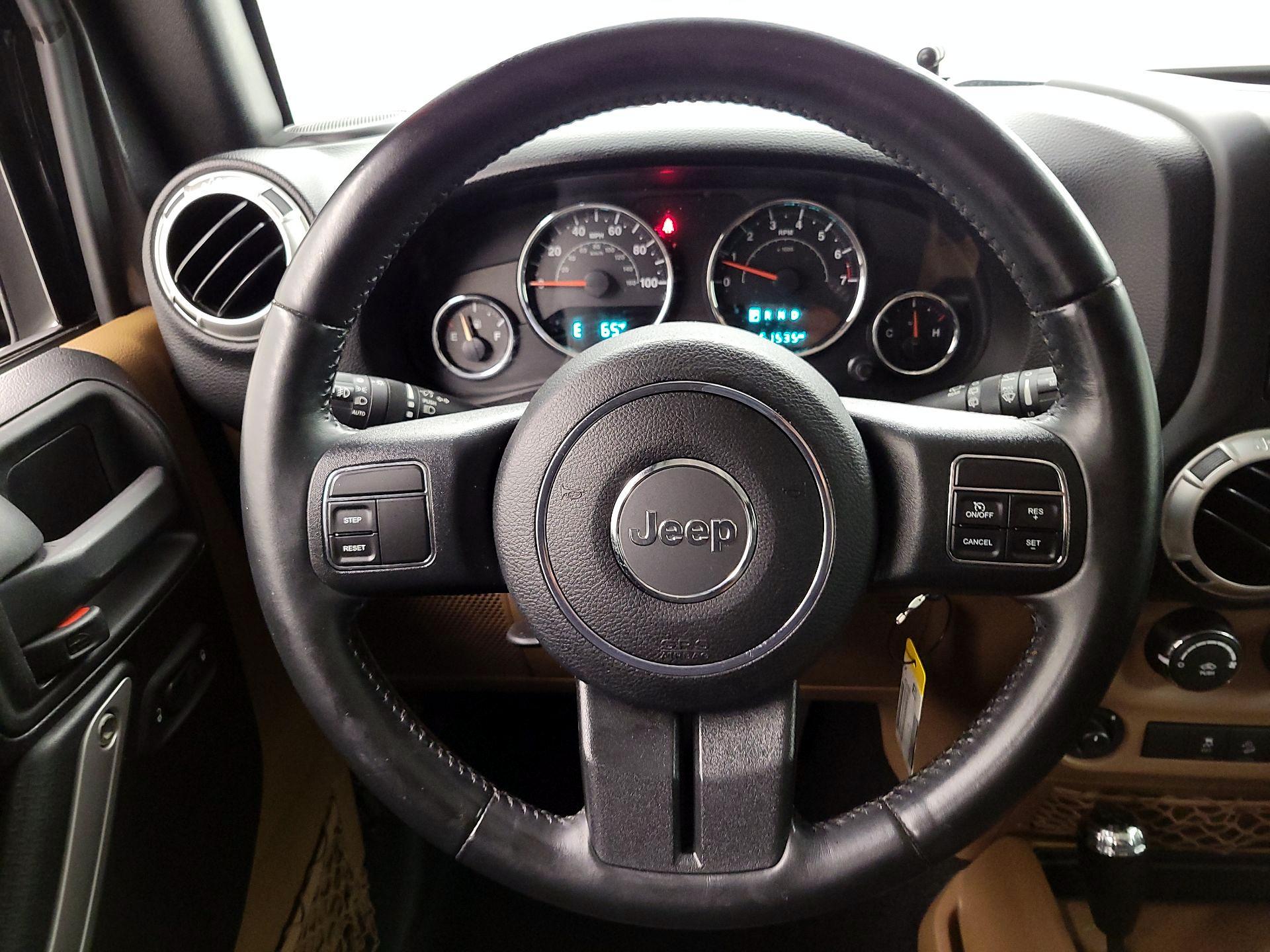 Thumbnail: 2017 Jeep Wrangler - 10