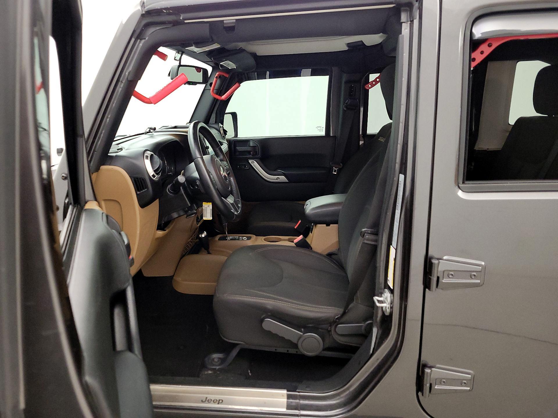 Thumbnail: 2017 Jeep Wrangler - 11