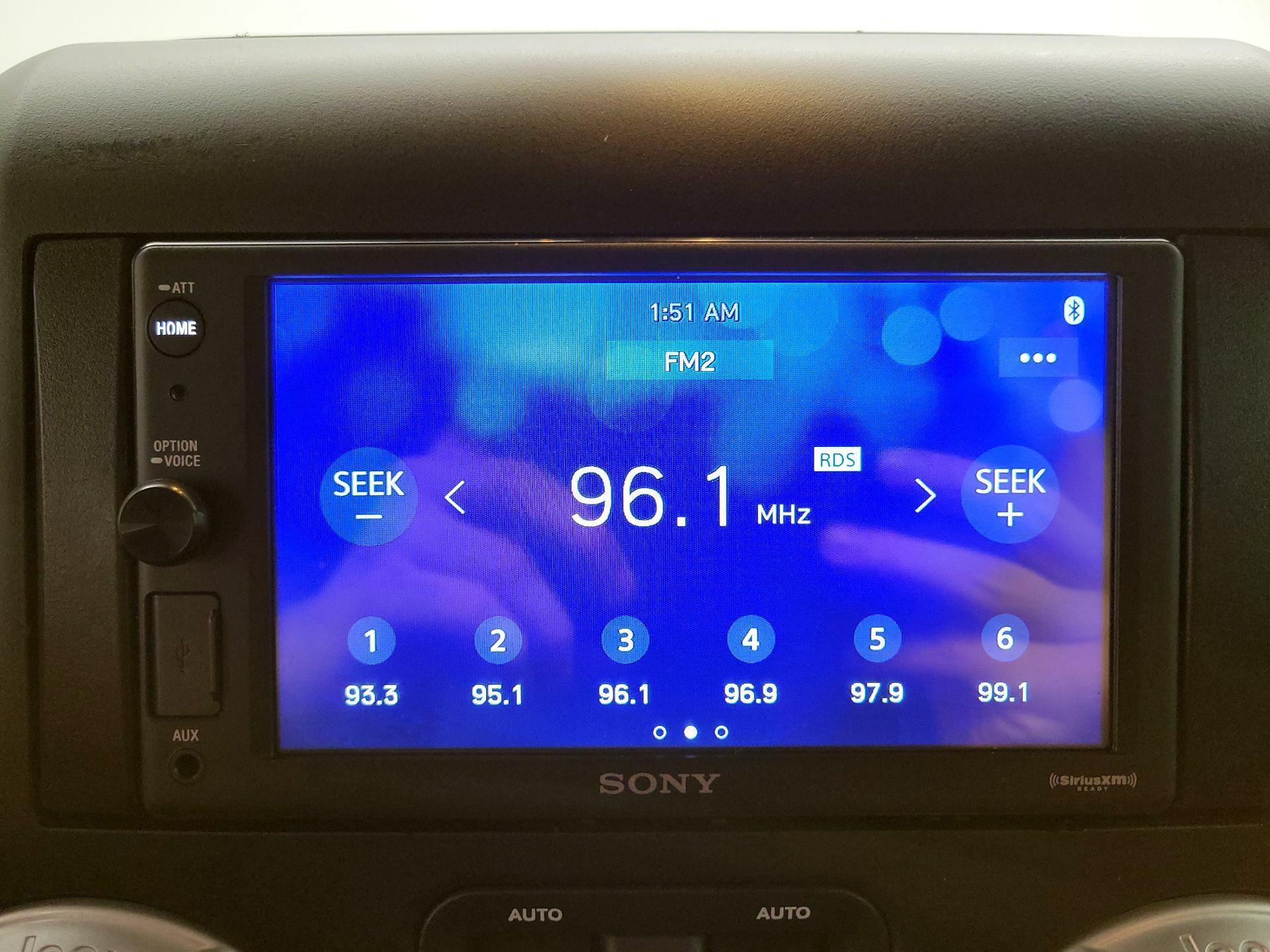 Thumbnail: 2017 Jeep Wrangler - 14