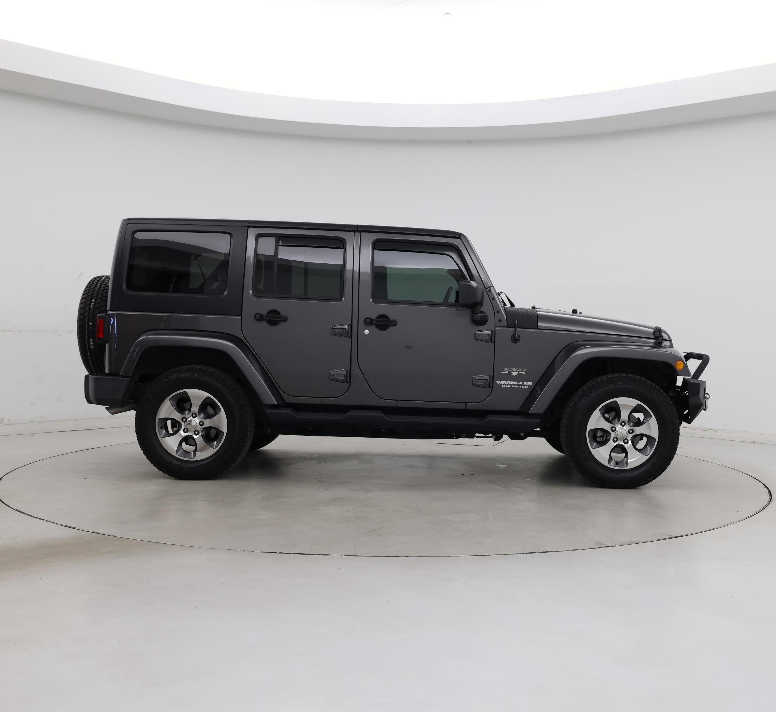 Thumbnail: 2017 Jeep Wrangler - 7