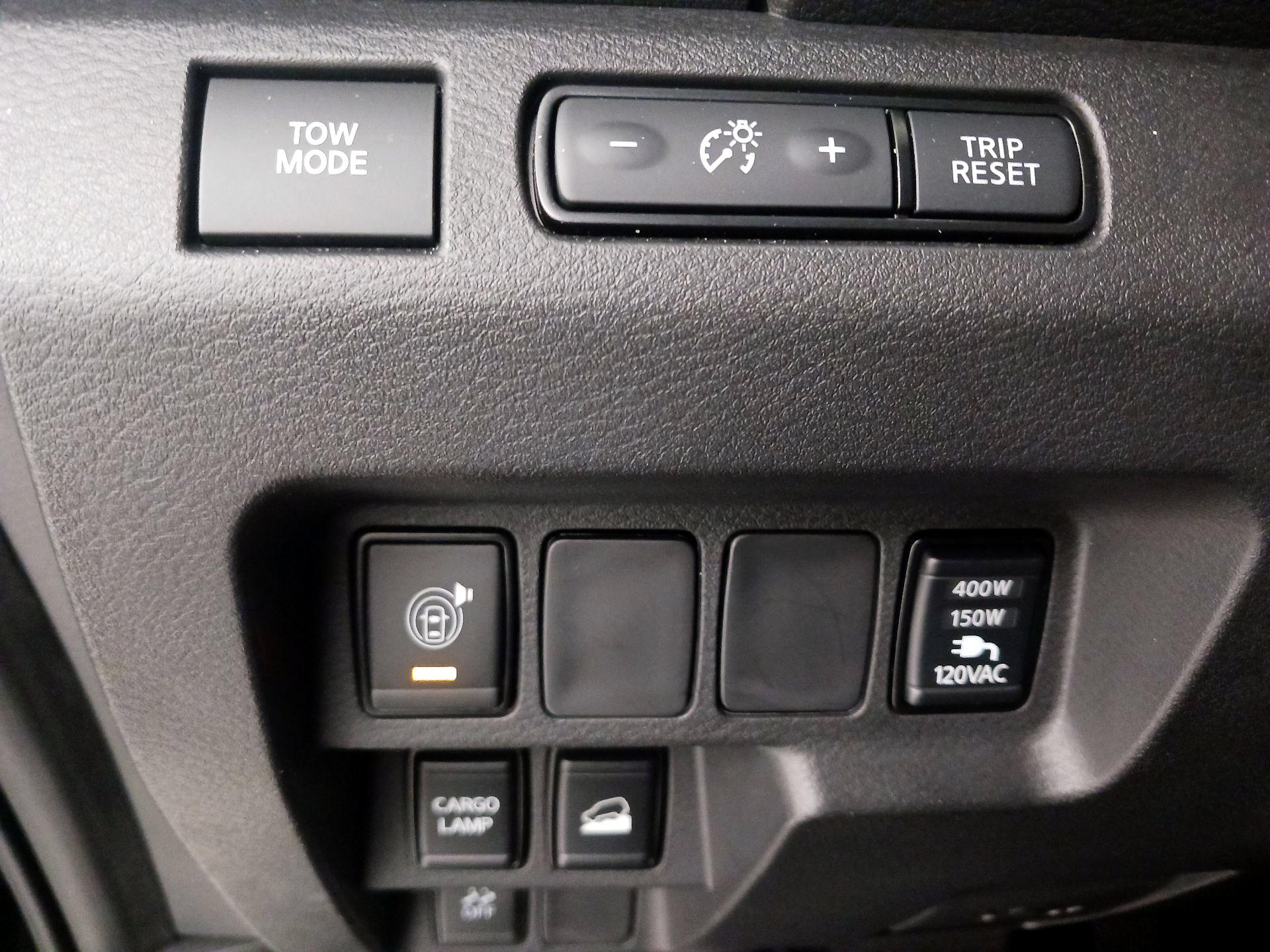 Thumbnail: 2022 Nissan Frontier - 13