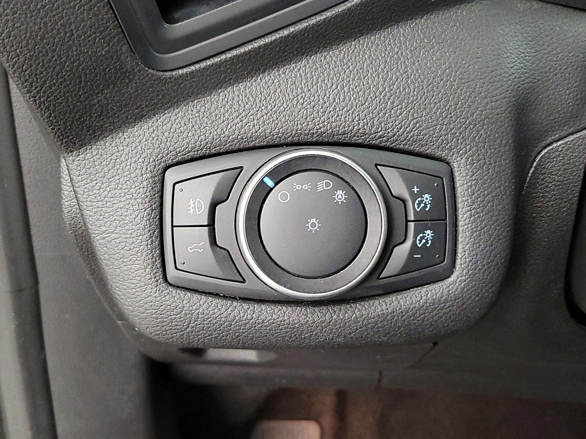 Thumbnail: 2017 Ford Escape - 13