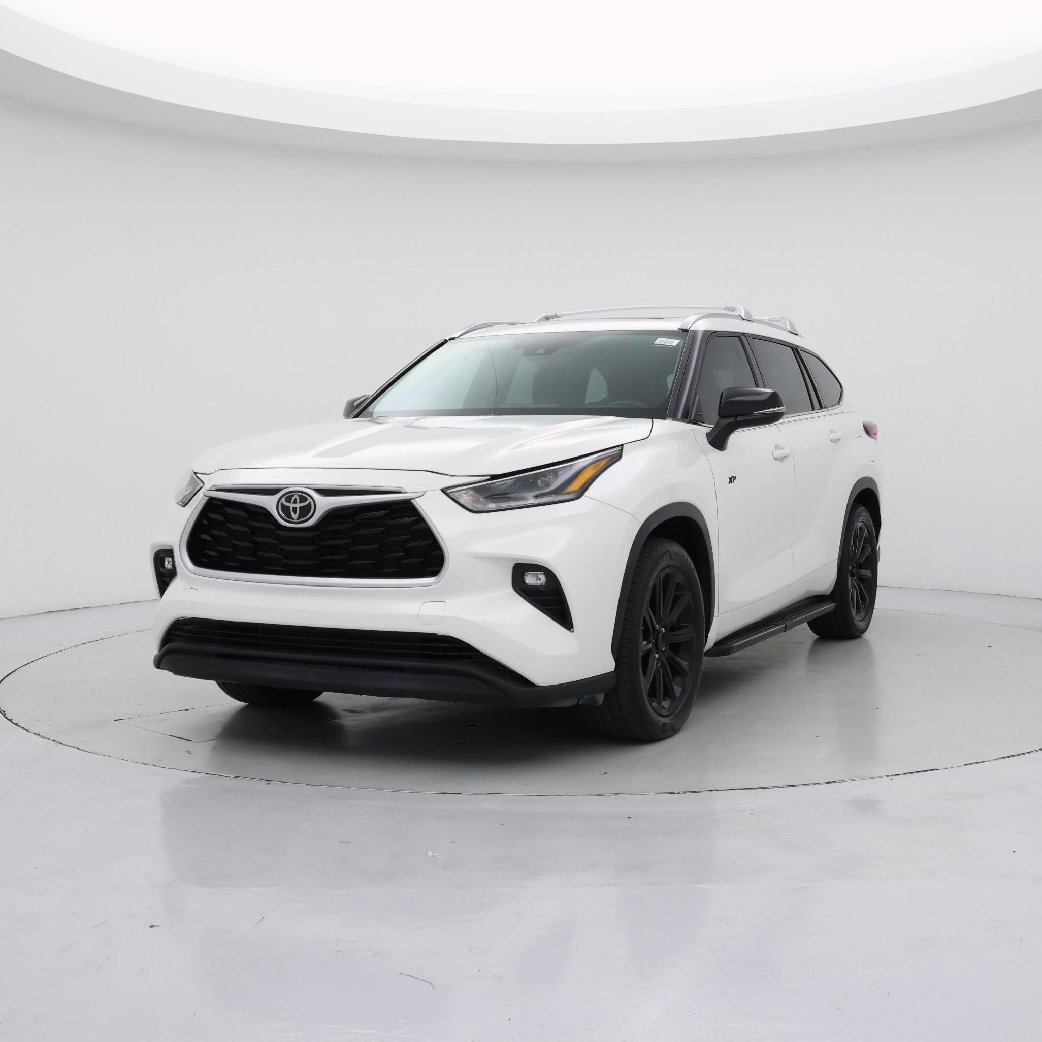 Thumbnail: 2021 Toyota Highlander - 4