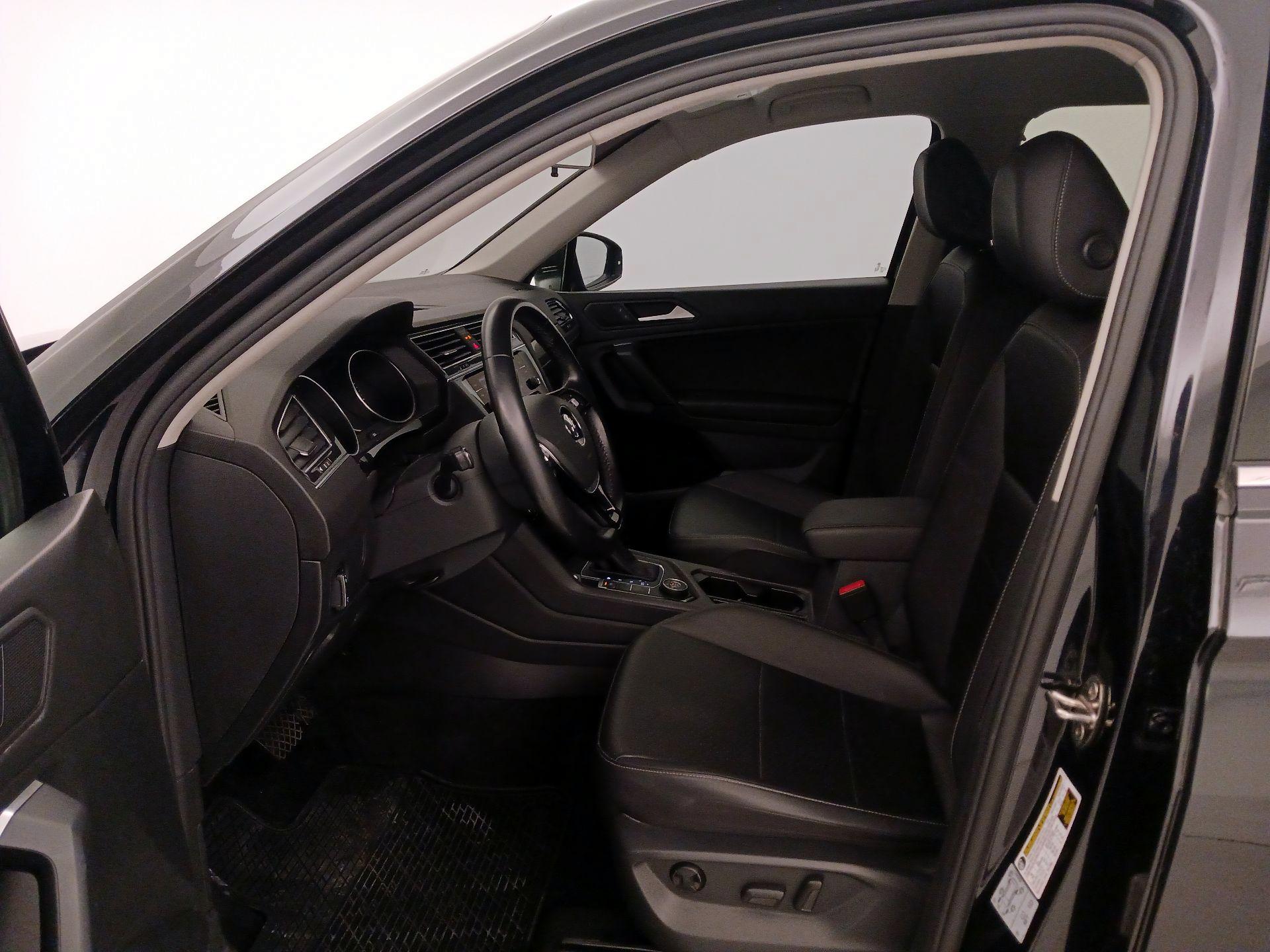 Thumbnail: 2019 Volkswagen Tiguan - 11