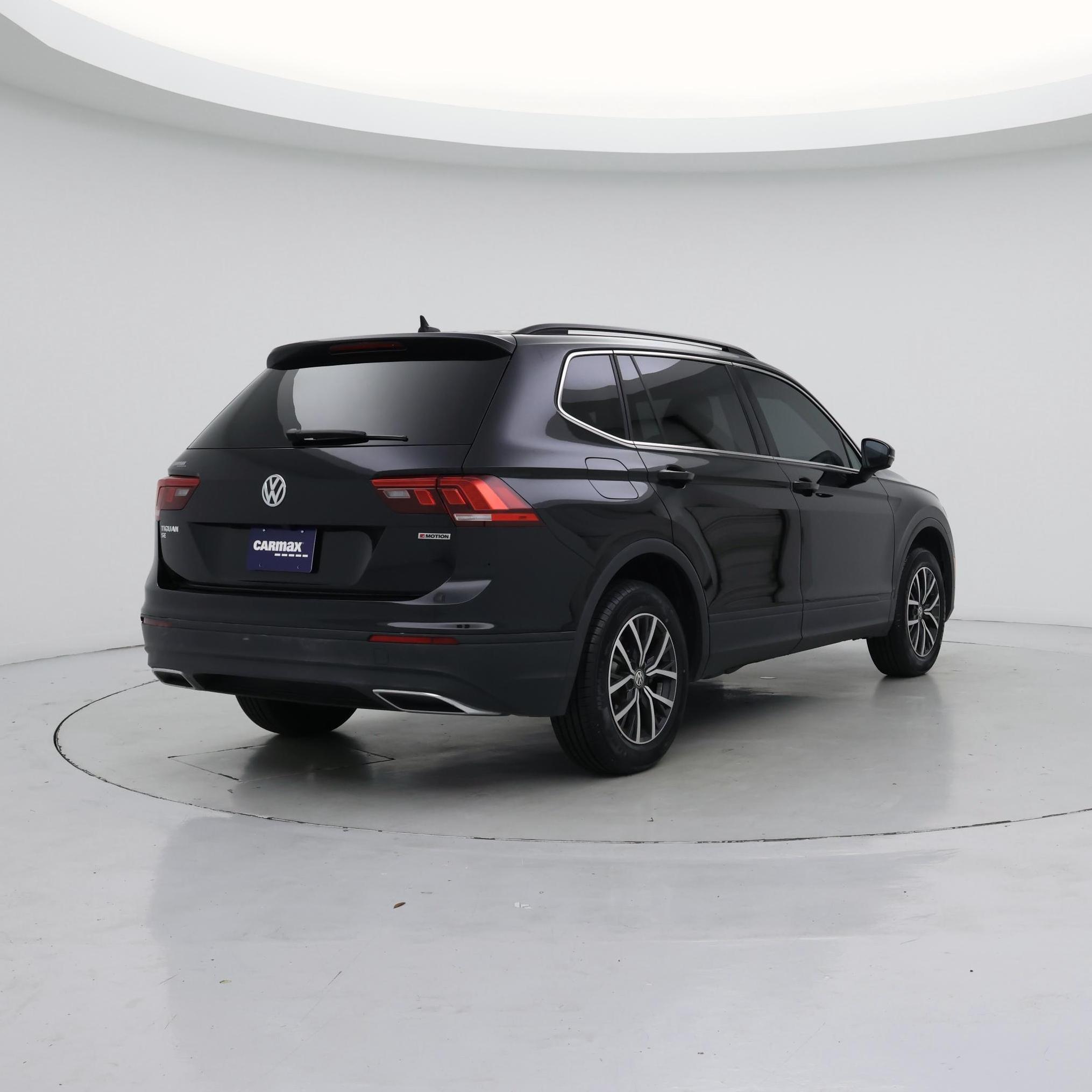 Thumbnail: 2019 Volkswagen Tiguan - 8