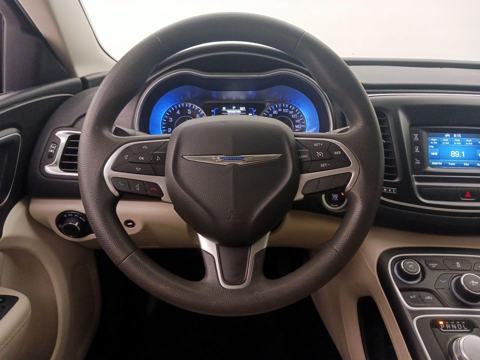 Thumbnail: 2015 Chrysler 200 - 10