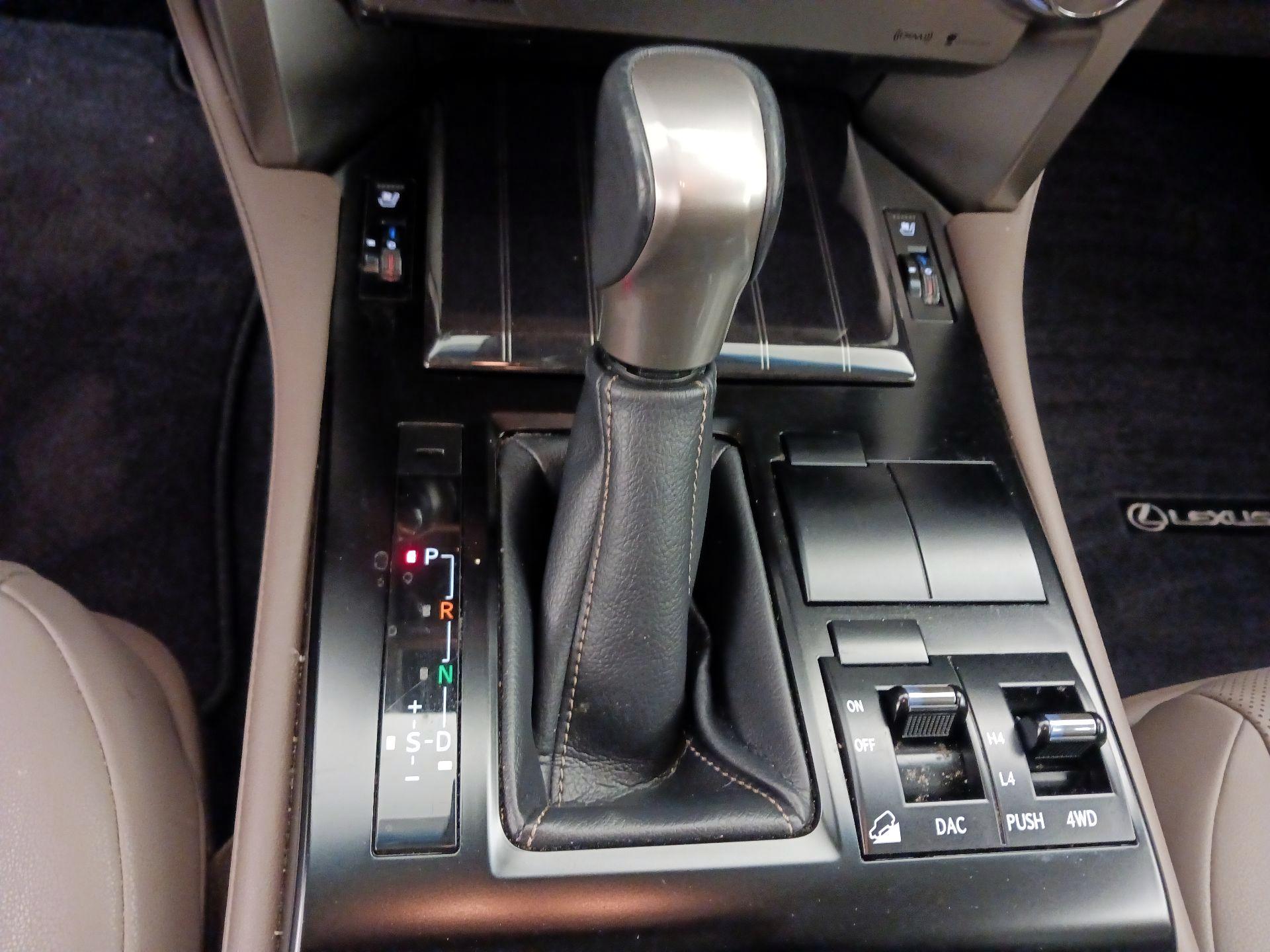 Thumbnail: 2021 Lexus GX - 18