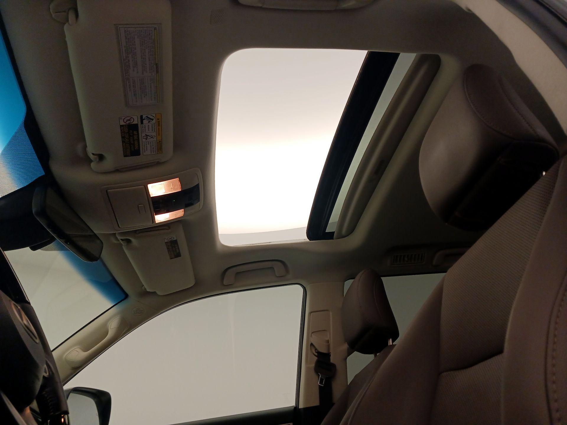 Thumbnail: 2021 Lexus GX - 19