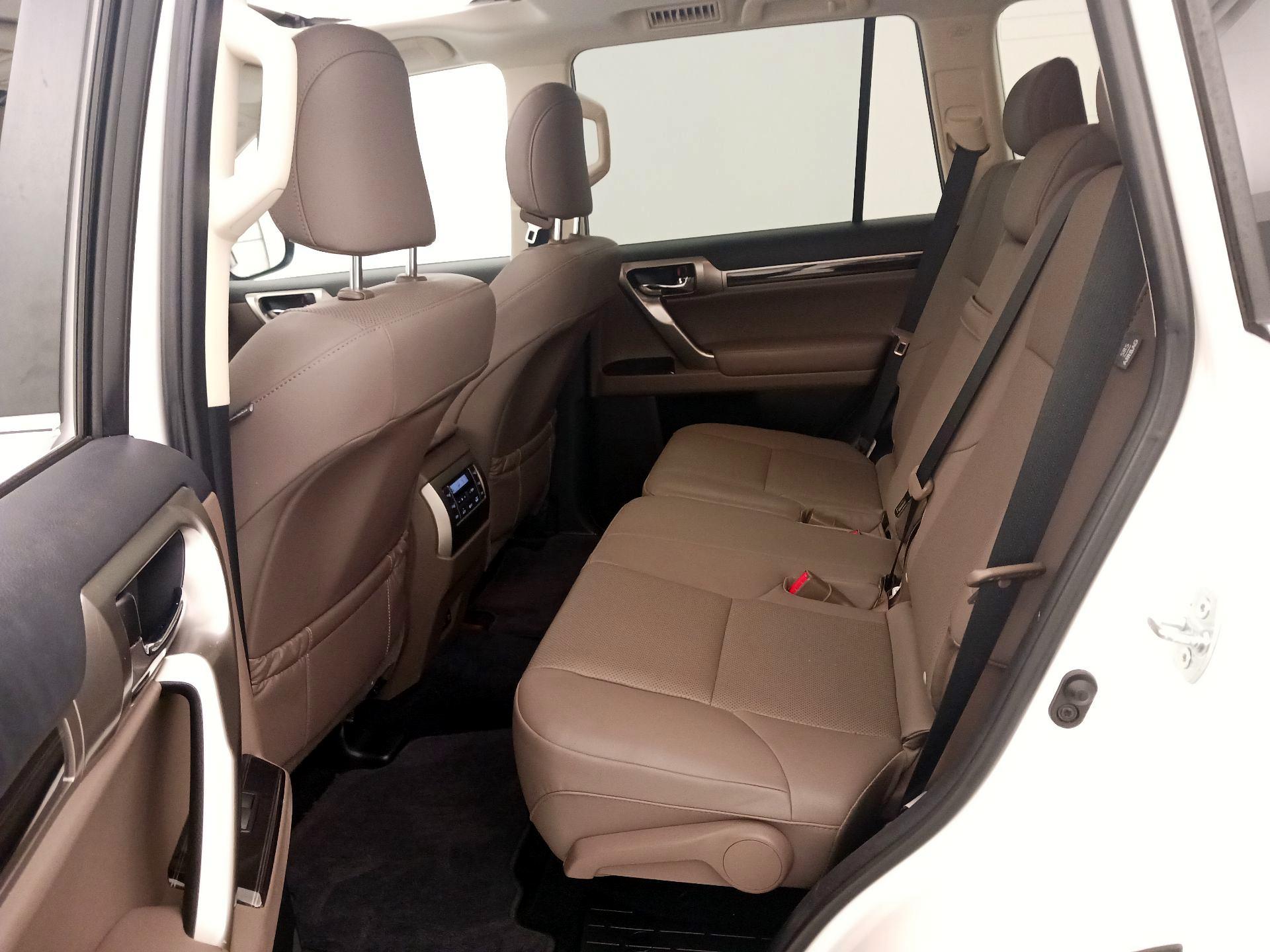 Thumbnail: 2021 Lexus GX - 20