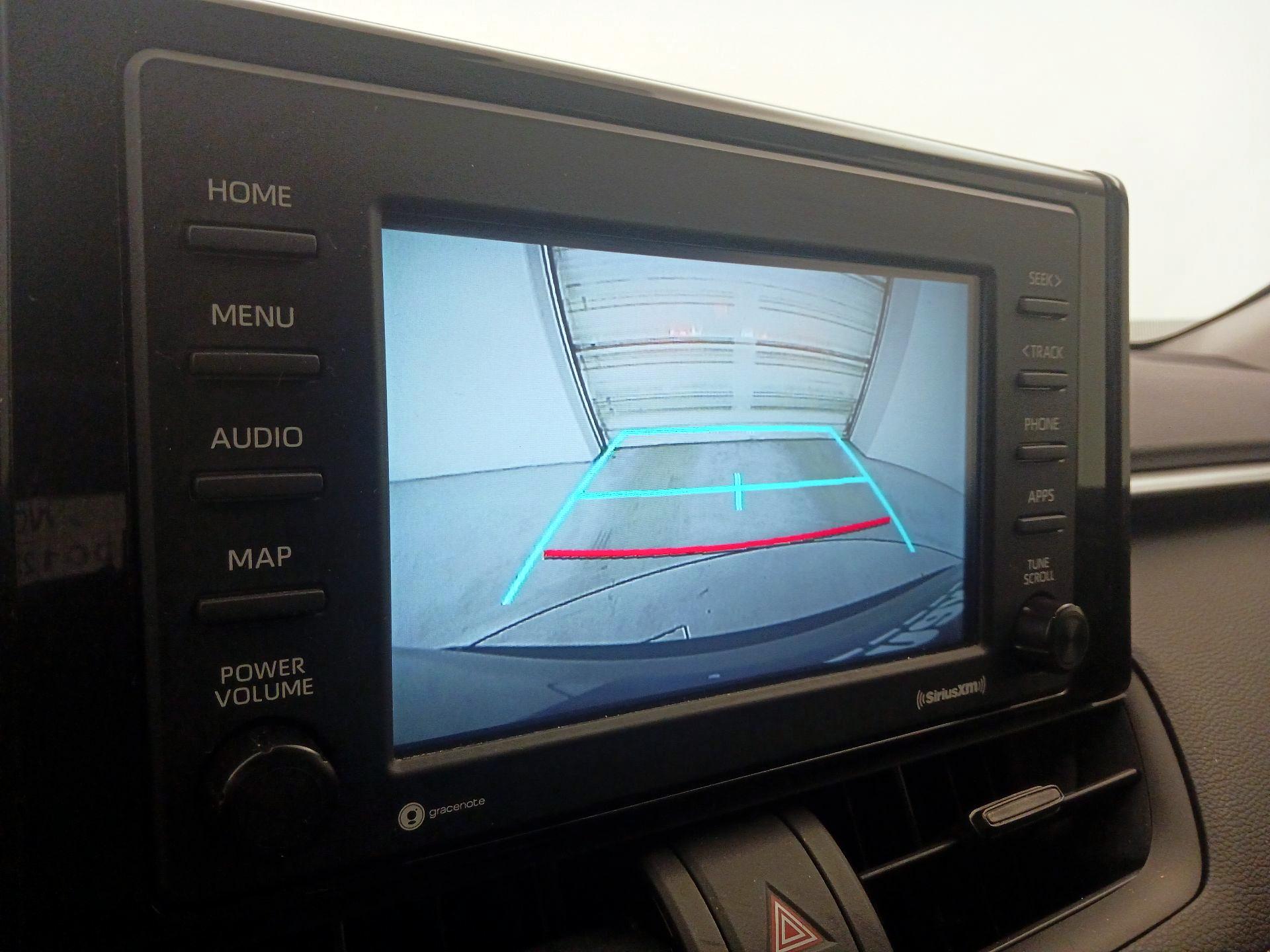 Thumbnail: 2021 Toyota RAV4 - 14