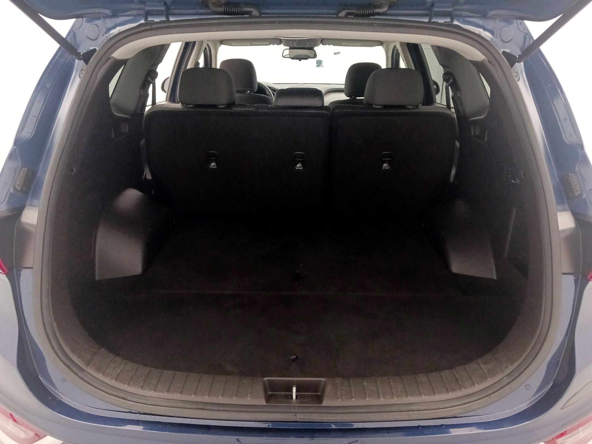 Thumbnail: 2019 Hyundai Santa Fe - 20