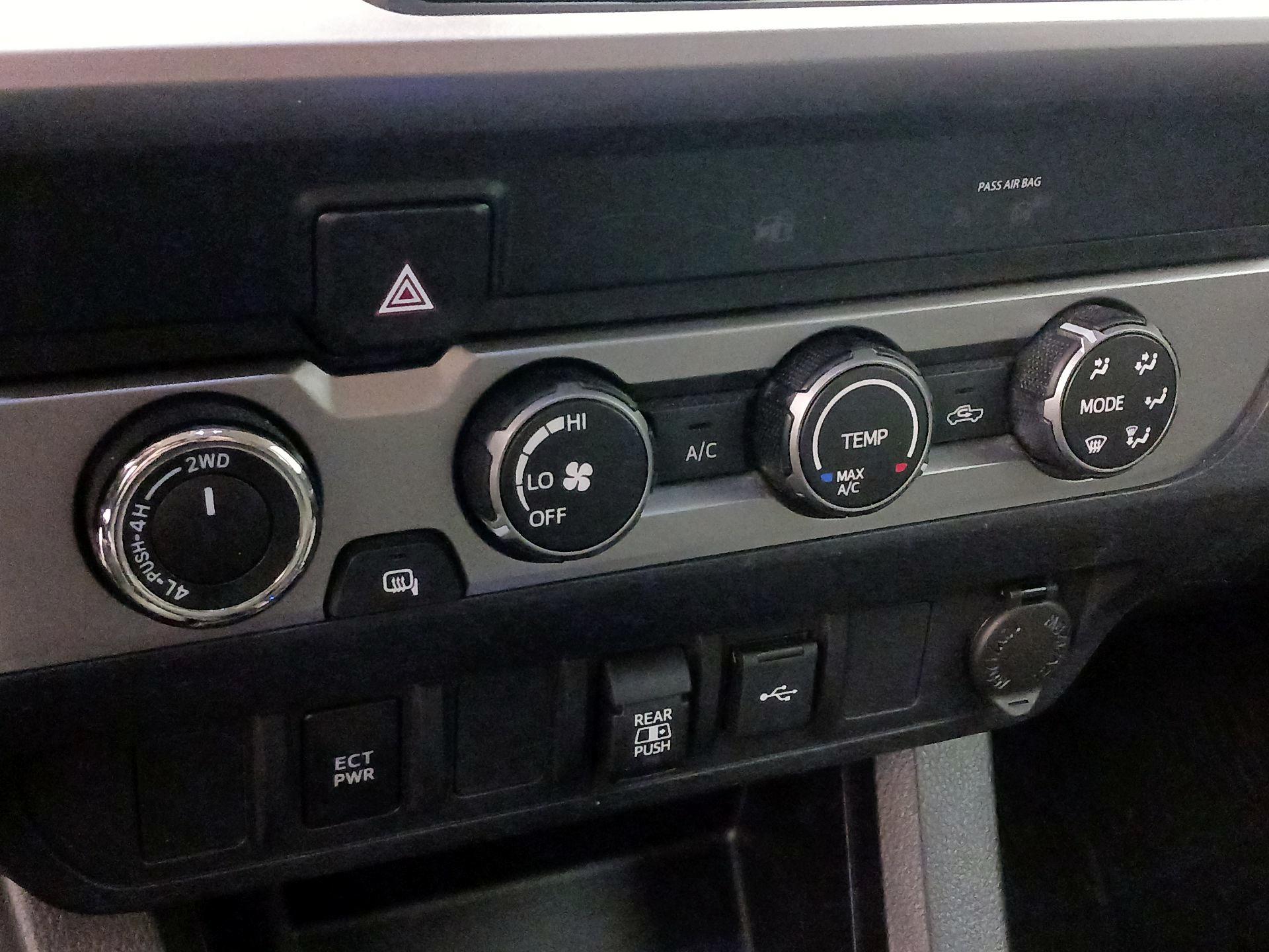 Thumbnail: 2020 Toyota Tacoma - 16