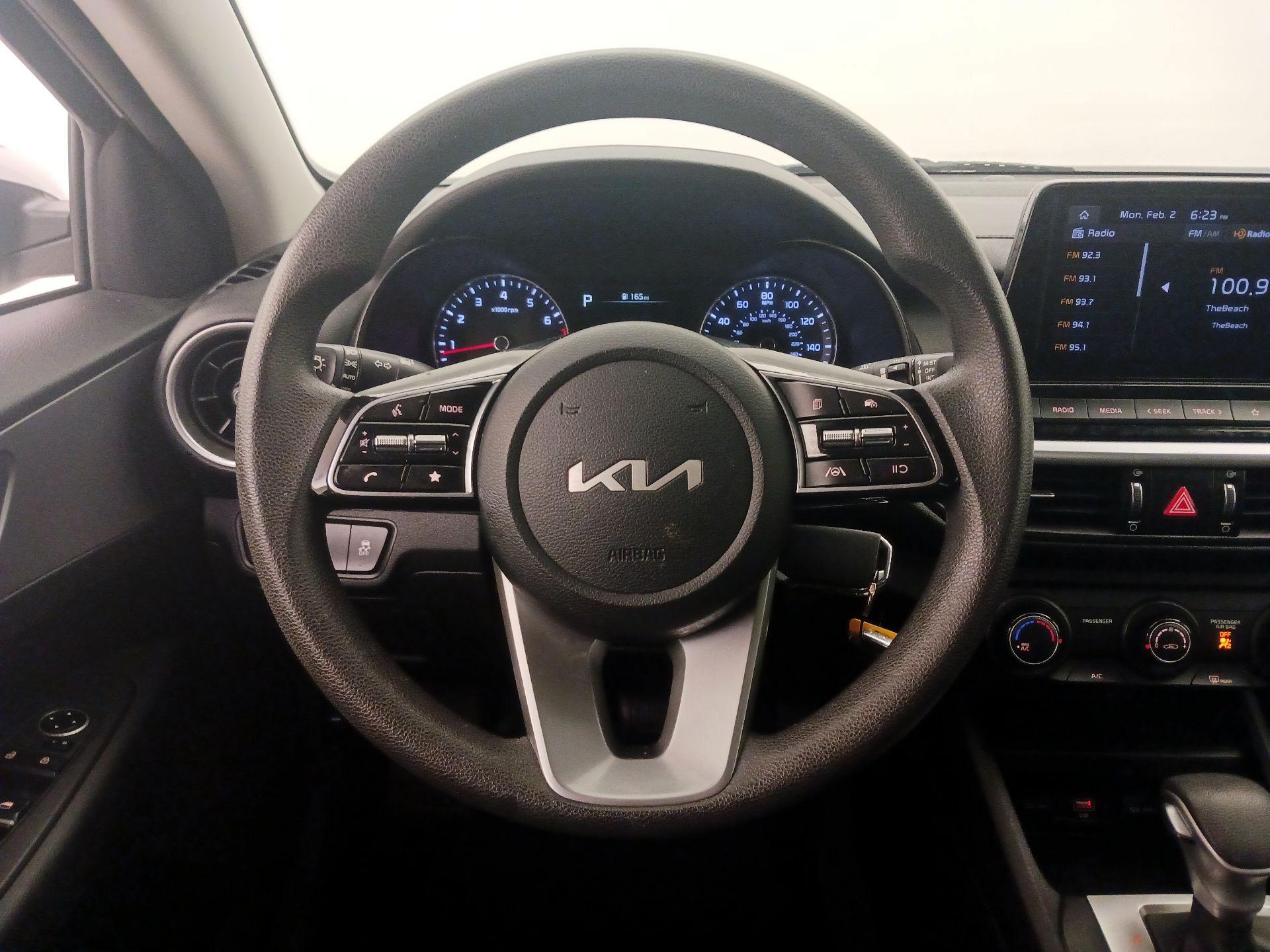 Thumbnail: 2022 Kia Forte - 10