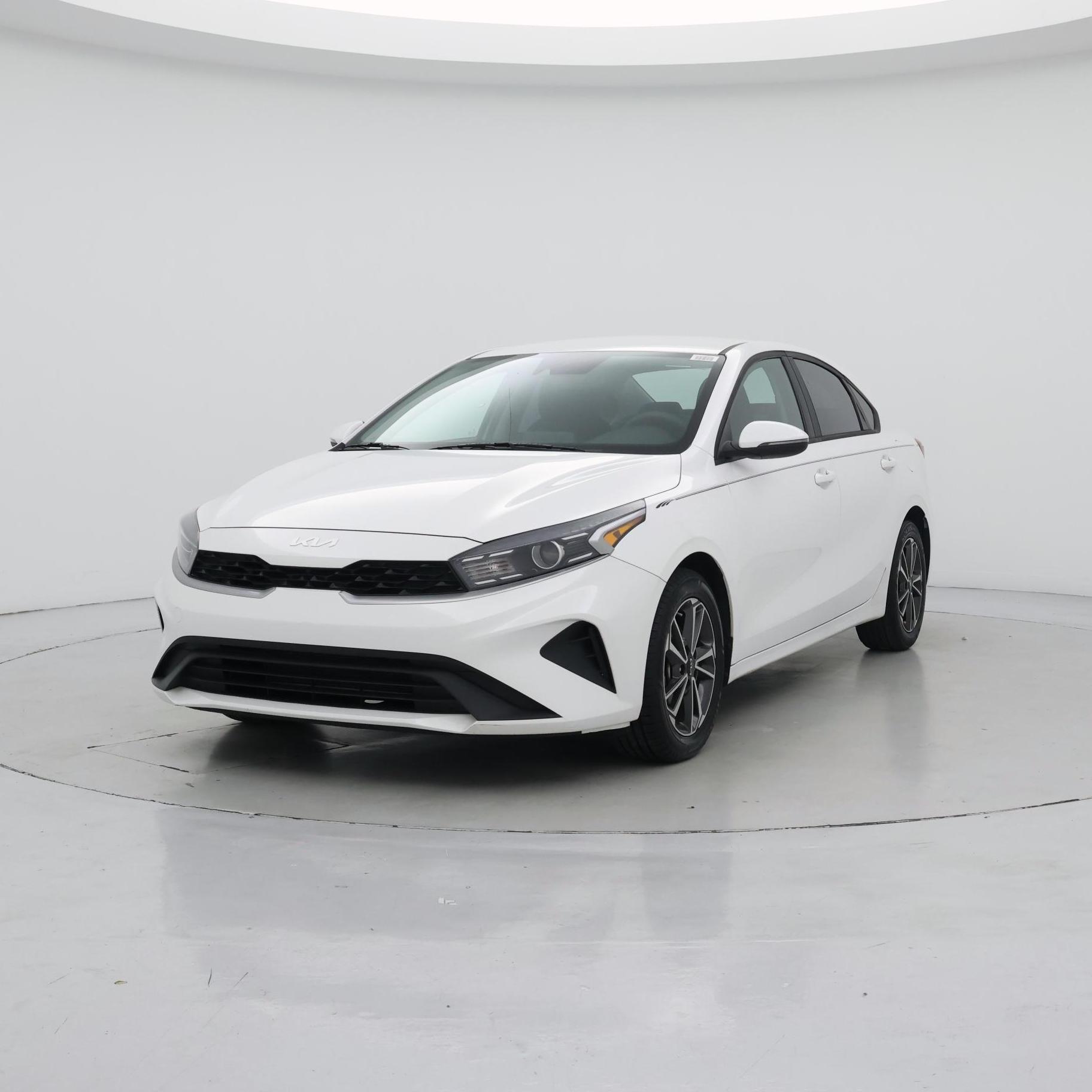 Thumbnail: 2022 Kia Forte - 4