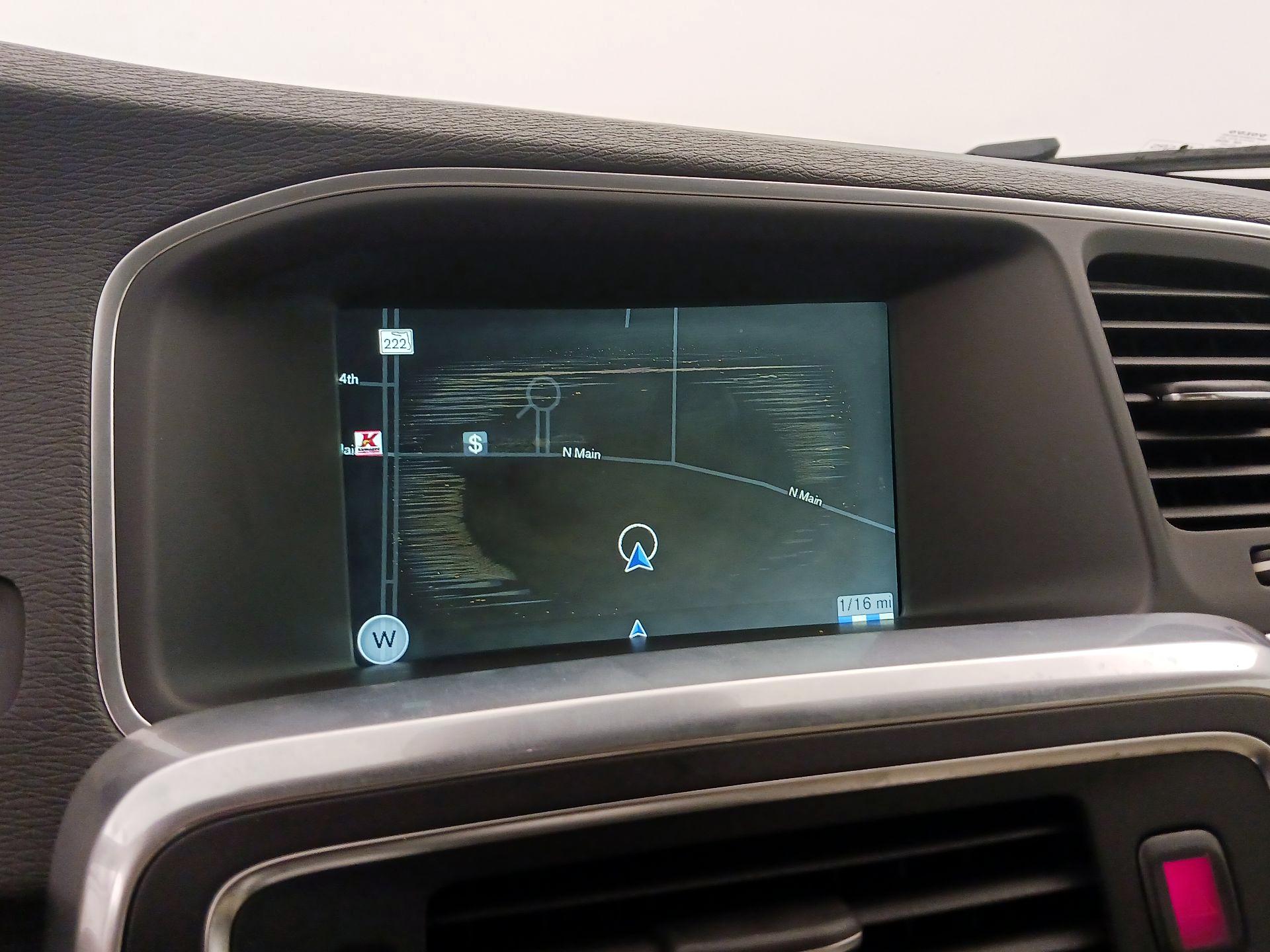 Thumbnail: 2015 Volvo S60 - 14