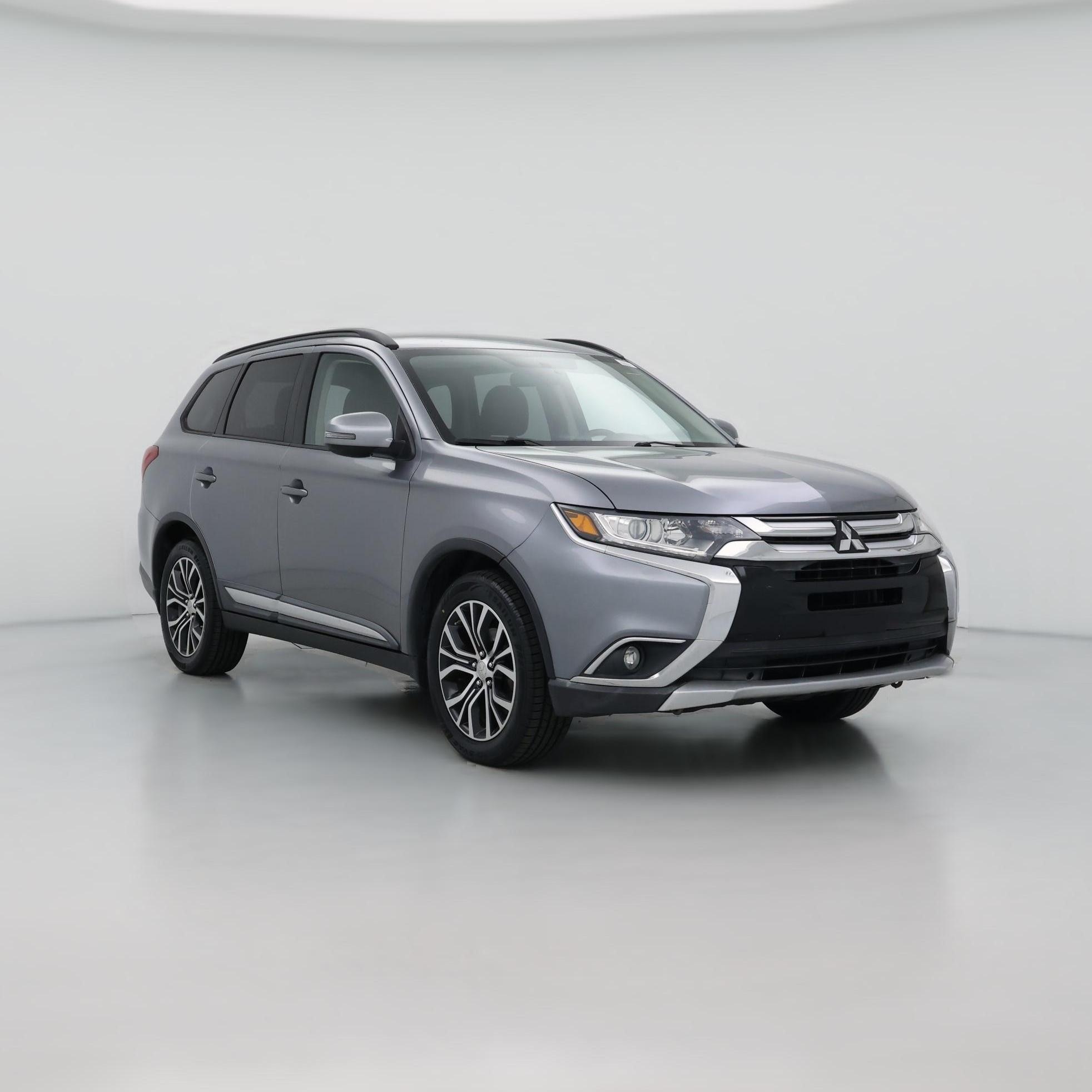 Thumbnail: 2016 Mitsubishi Outlander - 1