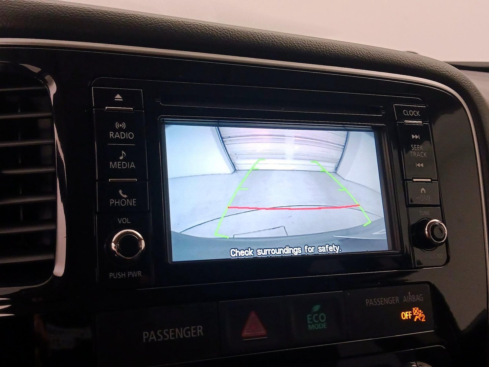2016 Mitsubishi Outlander SEL - Photo 15