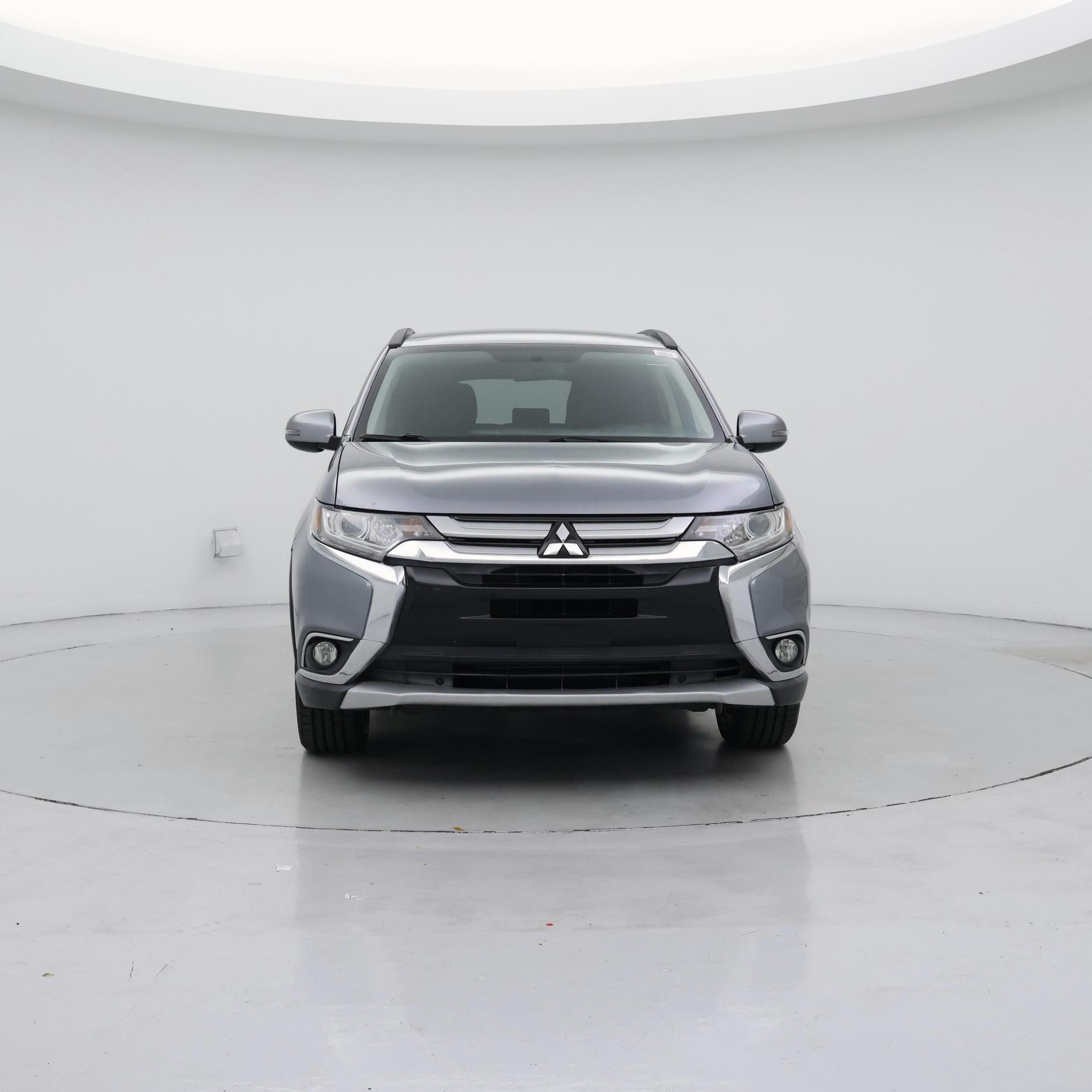 Thumbnail: 2016 Mitsubishi Outlander - 5