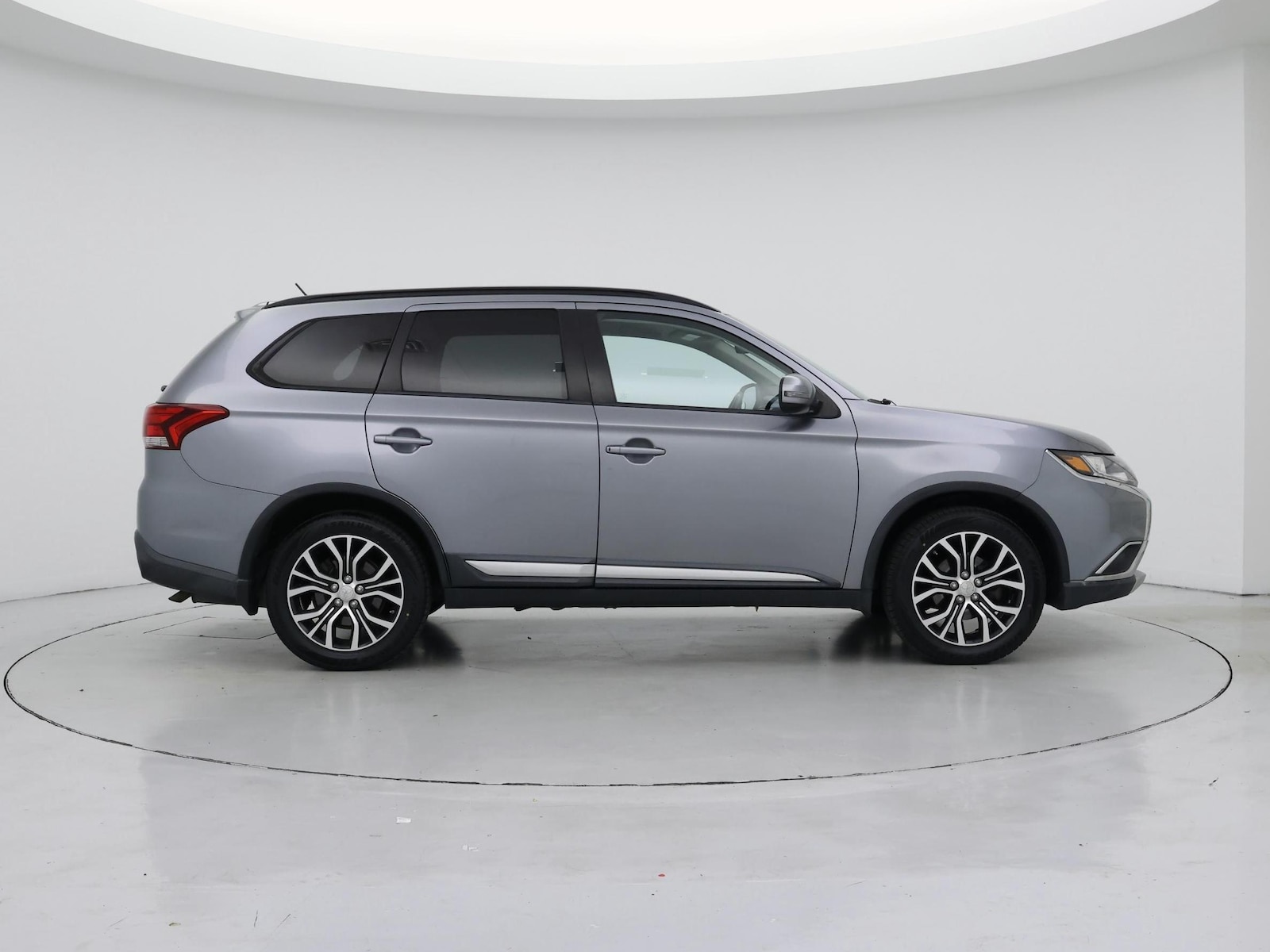 2016 Mitsubishi Outlander SEL - Photo 8