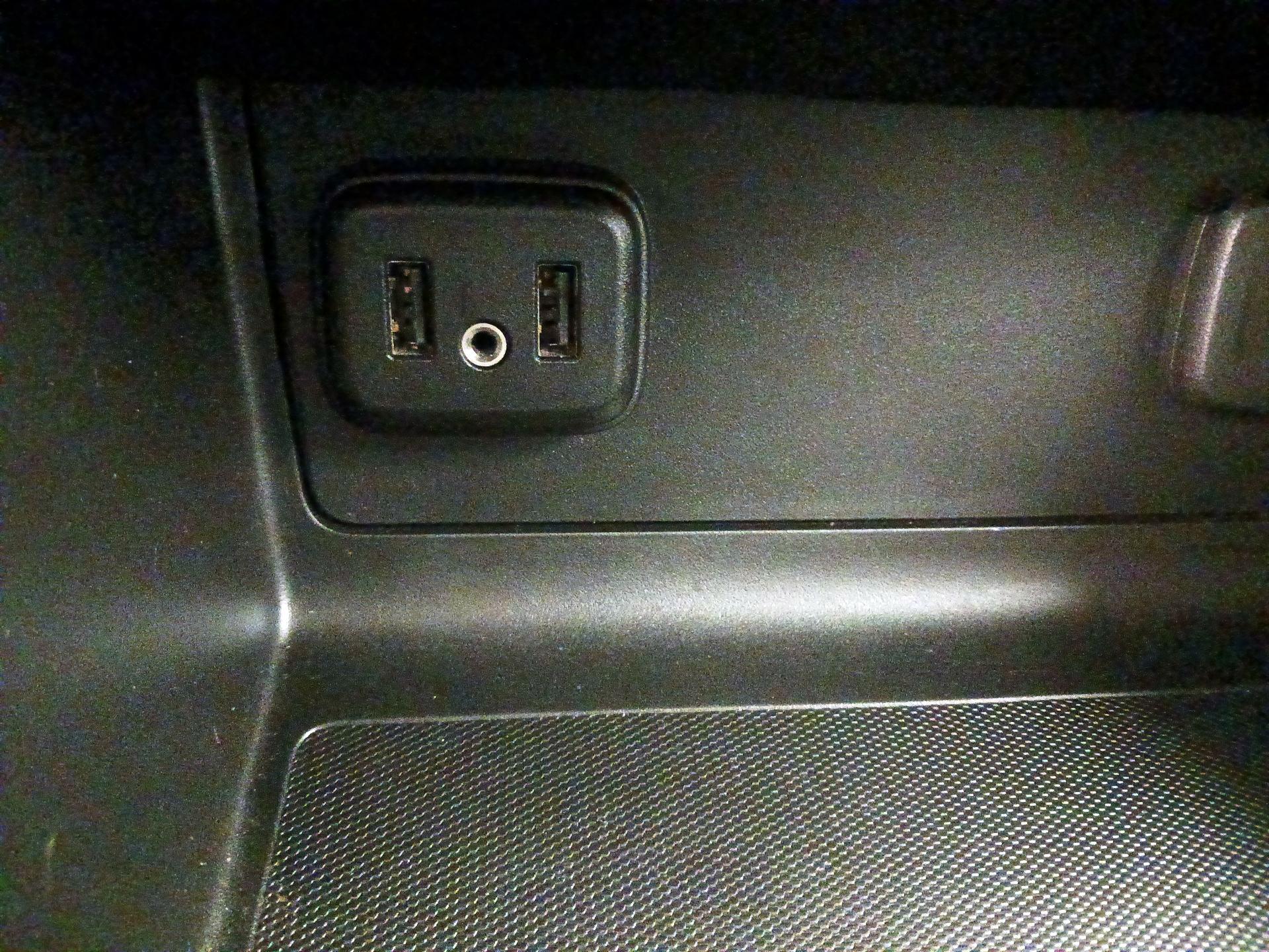 Thumbnail: 2021 Chevrolet Colorado - 18