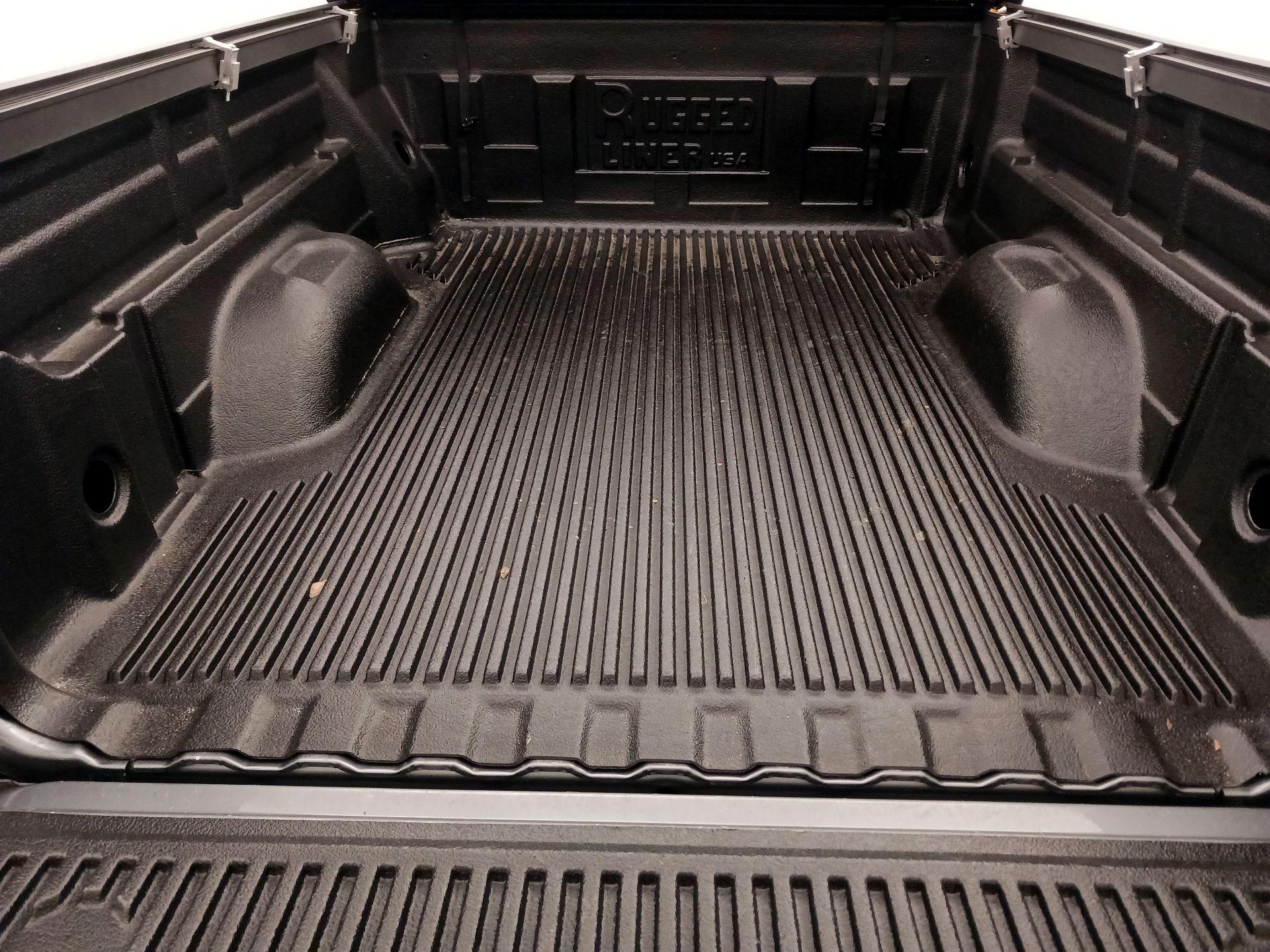 Thumbnail: 2021 Chevrolet Colorado - 19