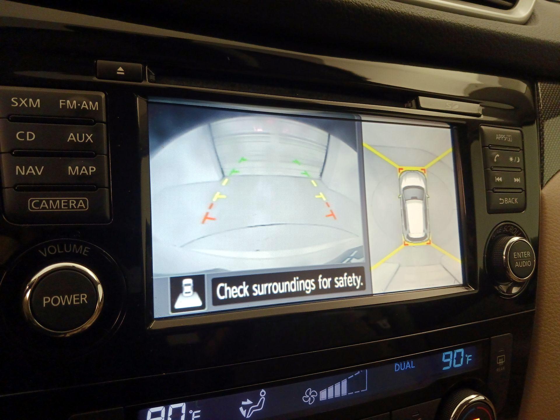 Thumbnail: 2015 Nissan Rogue - 15