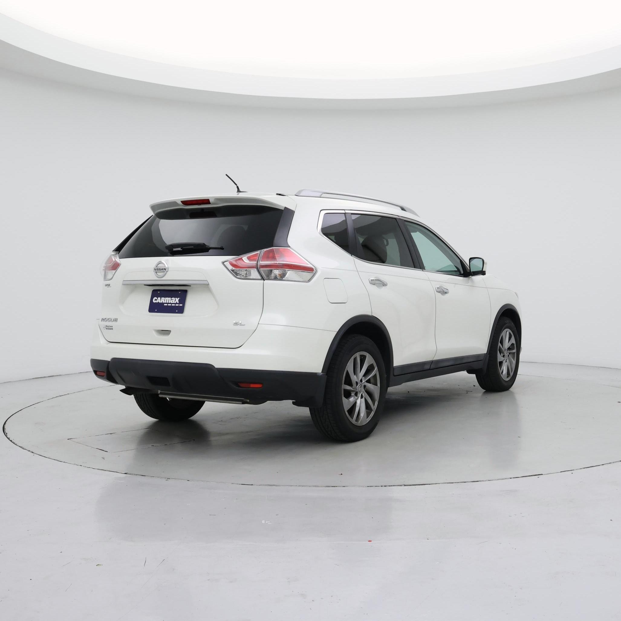 Thumbnail: 2015 Nissan Rogue - 8