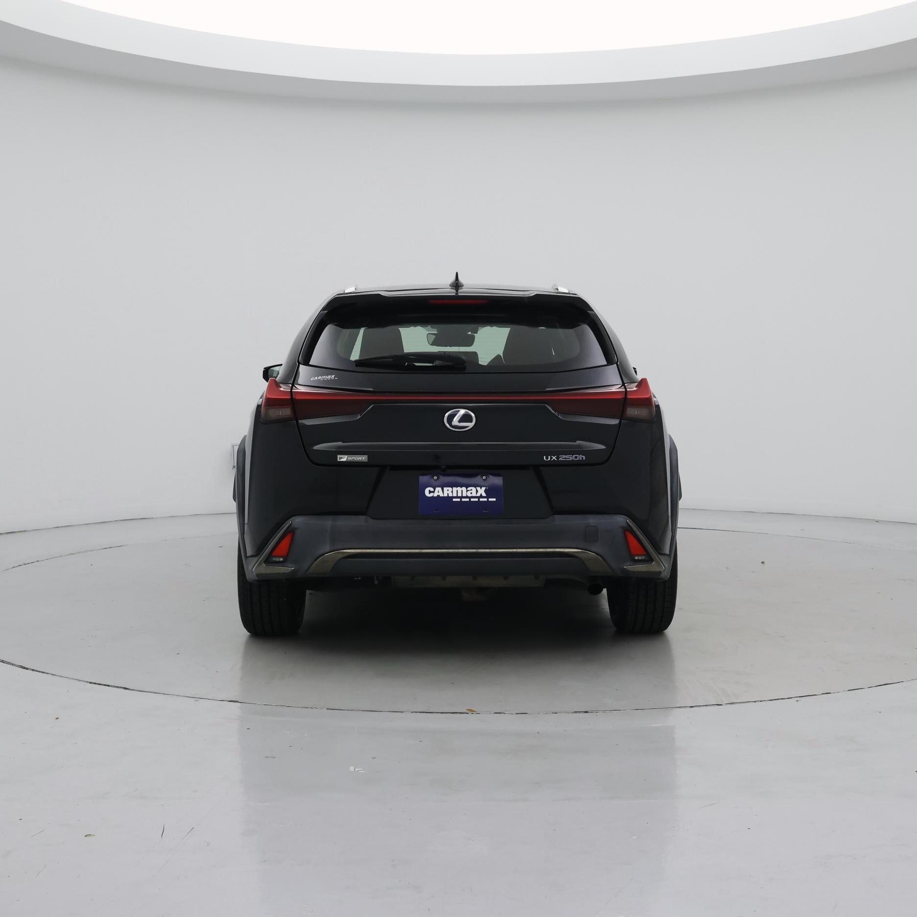 Thumbnail: 2019 Lexus UX - 6