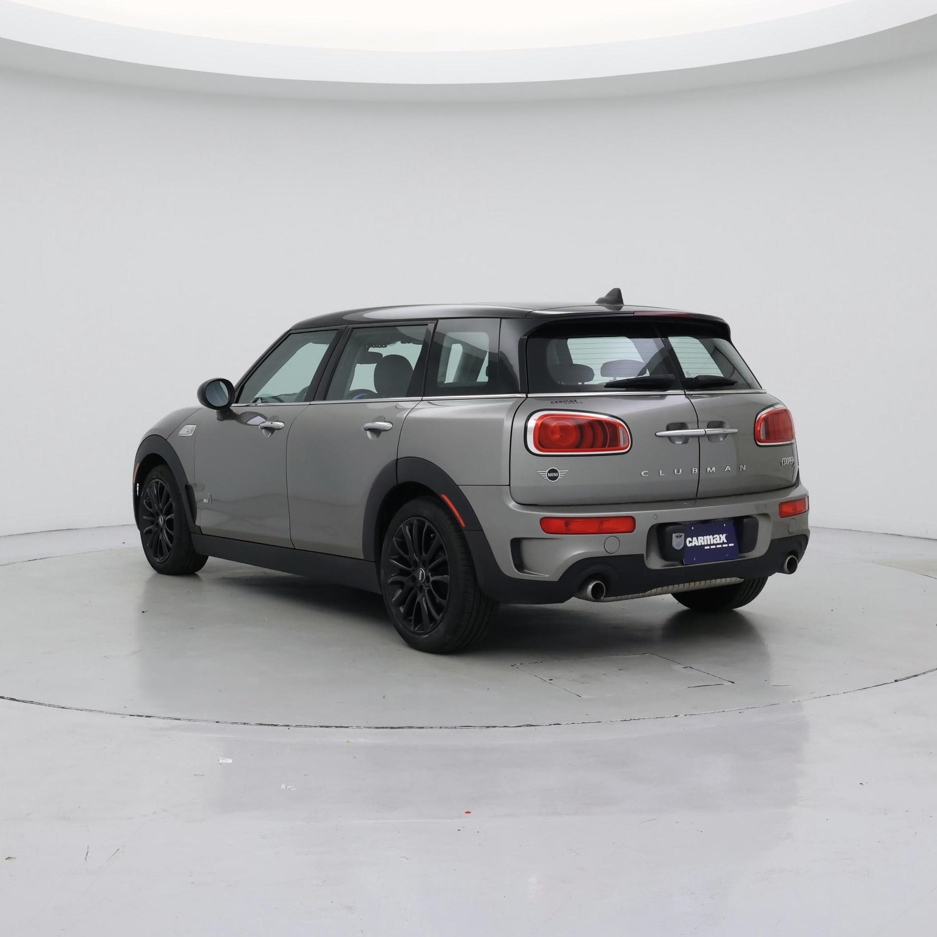 Thumbnail: 2019 MINI Cooper Clubman - 2