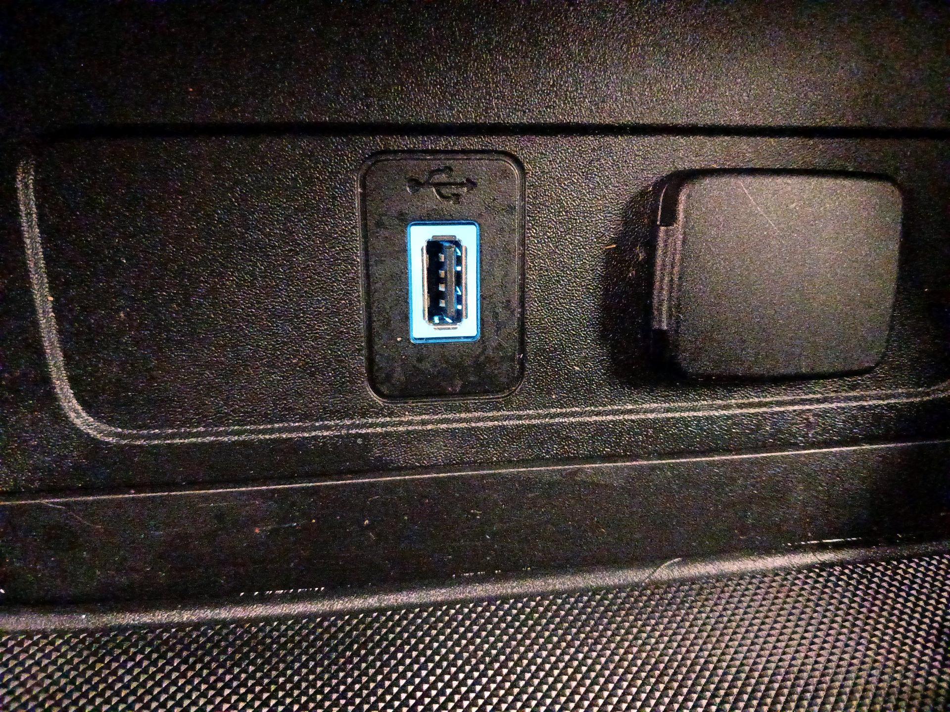 Thumbnail: 2019 Ford Escape - 18