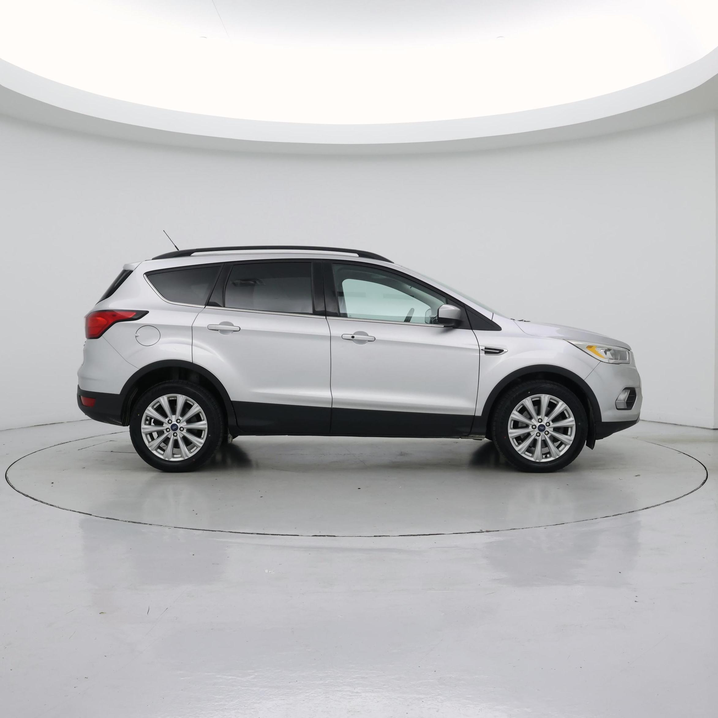 Thumbnail: 2019 Ford Escape - 7