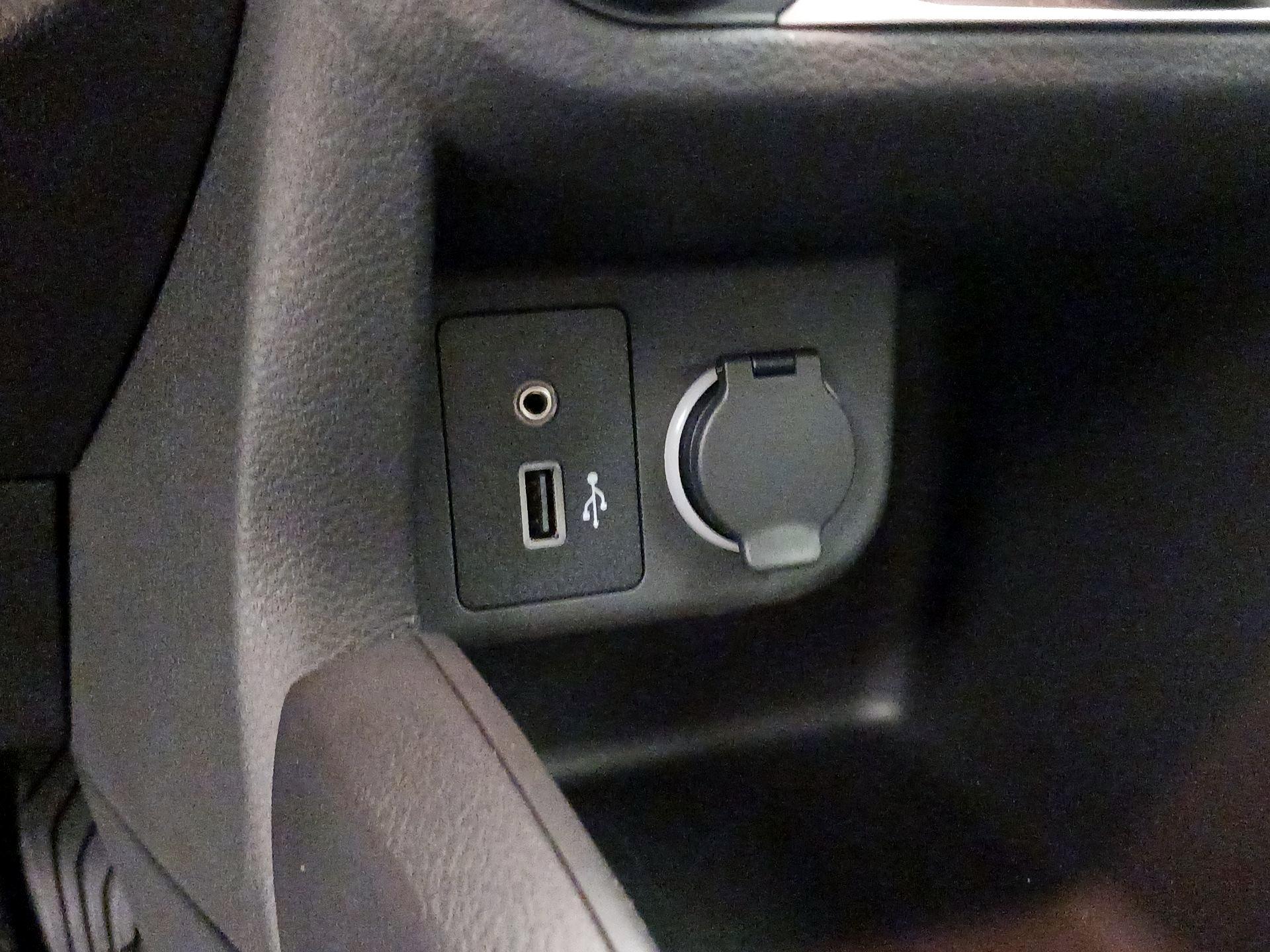 Thumbnail: 2024 Nissan Kicks - 18