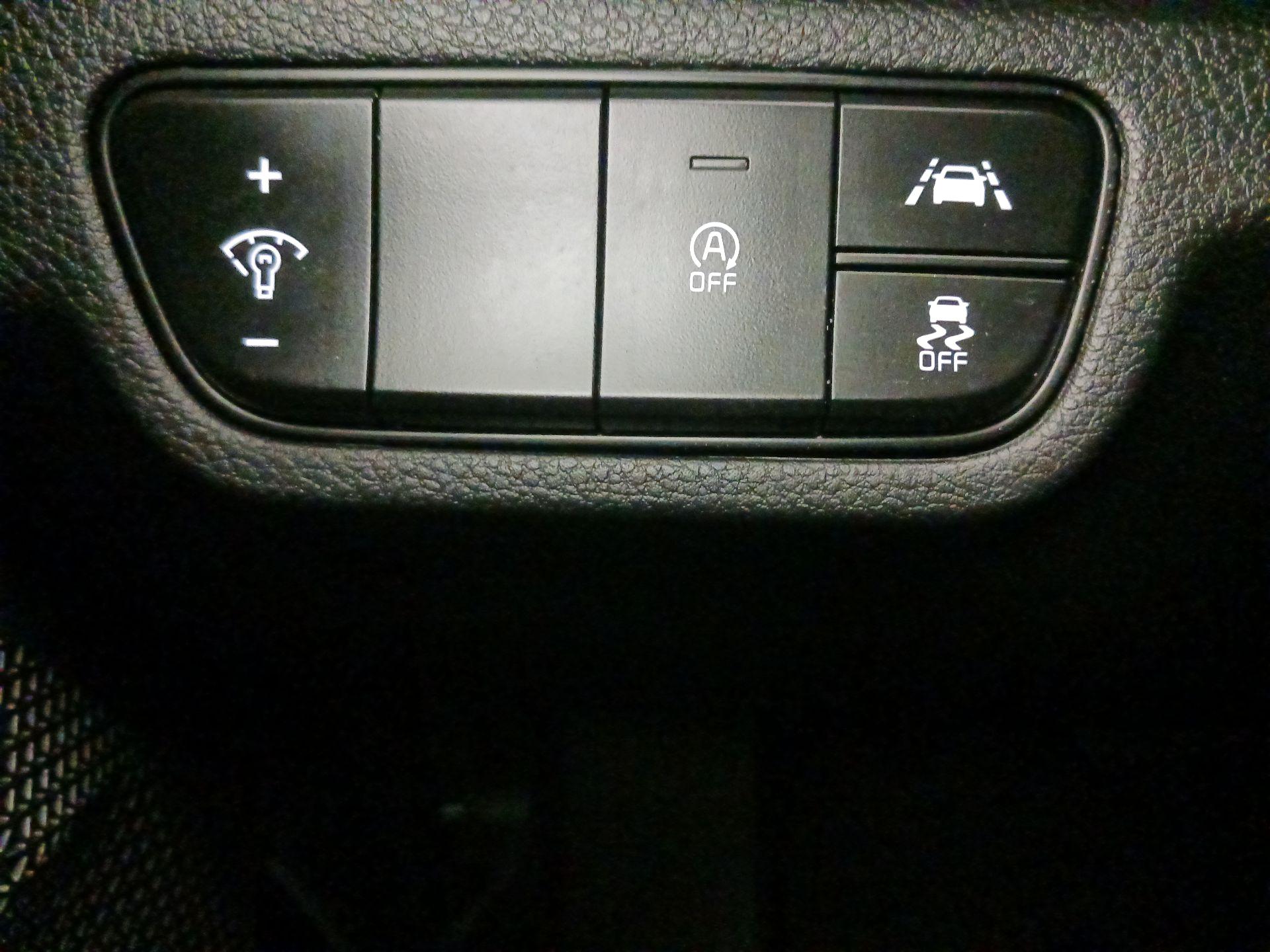 Thumbnail: 2022 Kia Seltos - 13