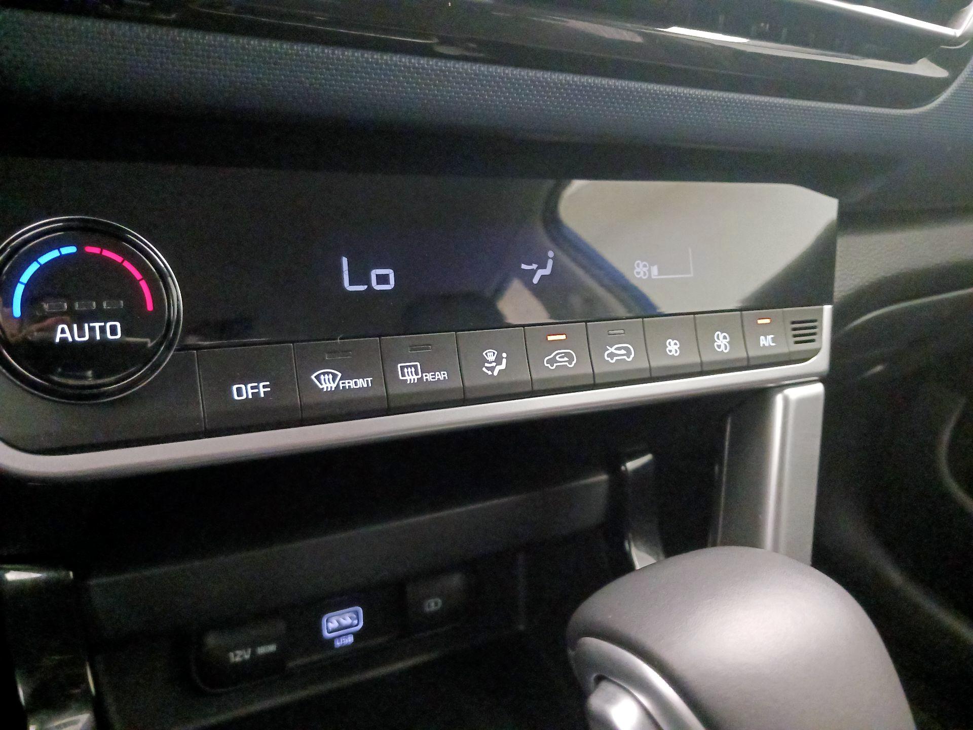 Thumbnail: 2022 Kia Seltos - 17