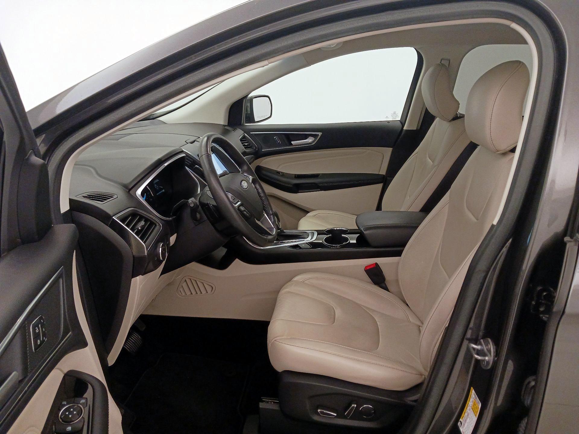 Thumbnail: 2018 Ford Edge - 11