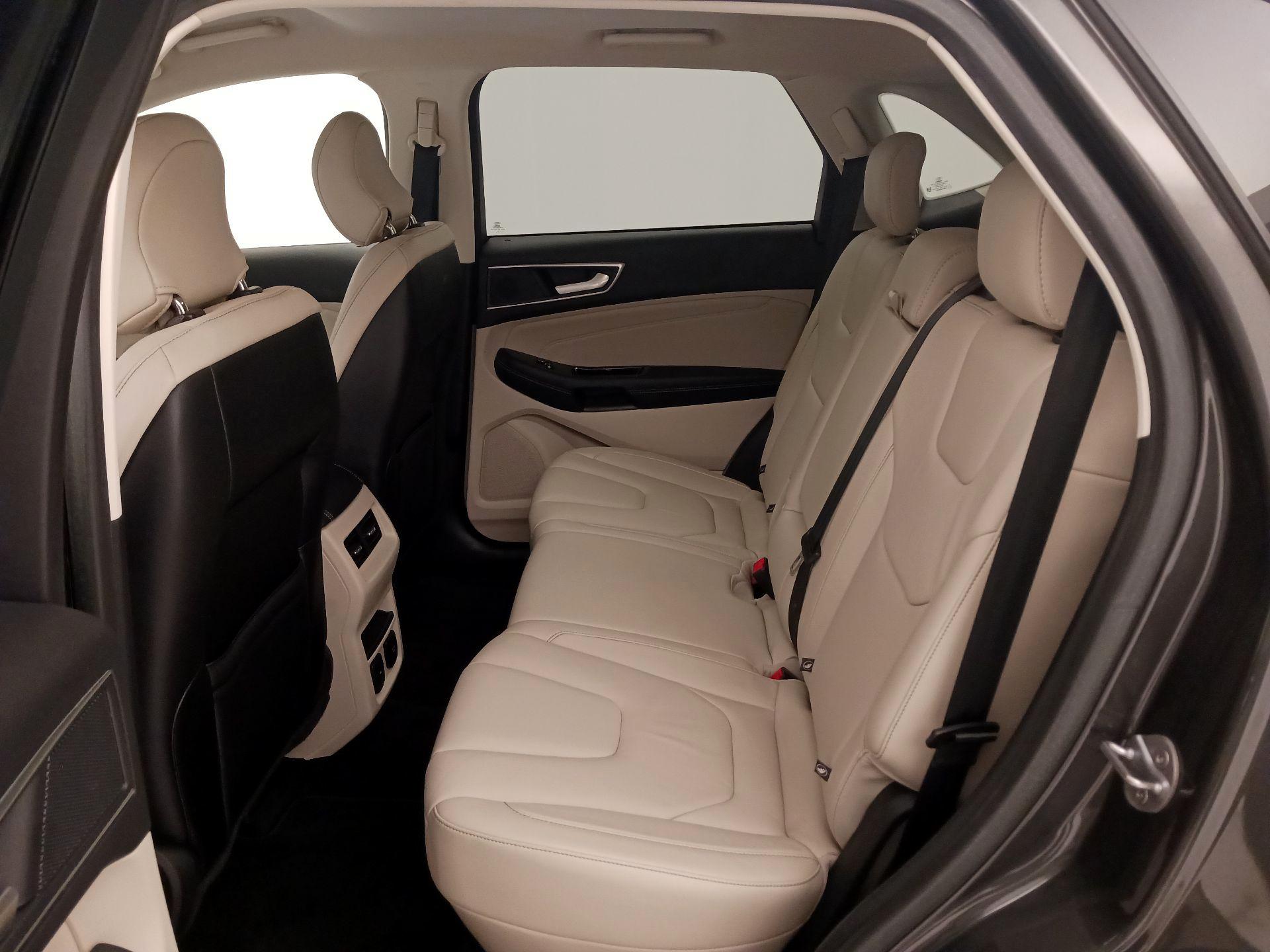 Thumbnail: 2018 Ford Edge - 20