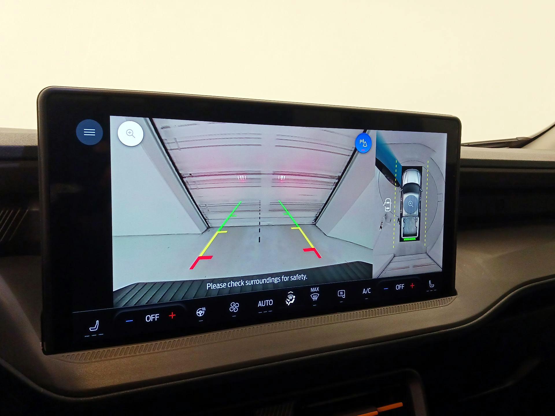 Thumbnail: 2025 Ford Maverick - 15