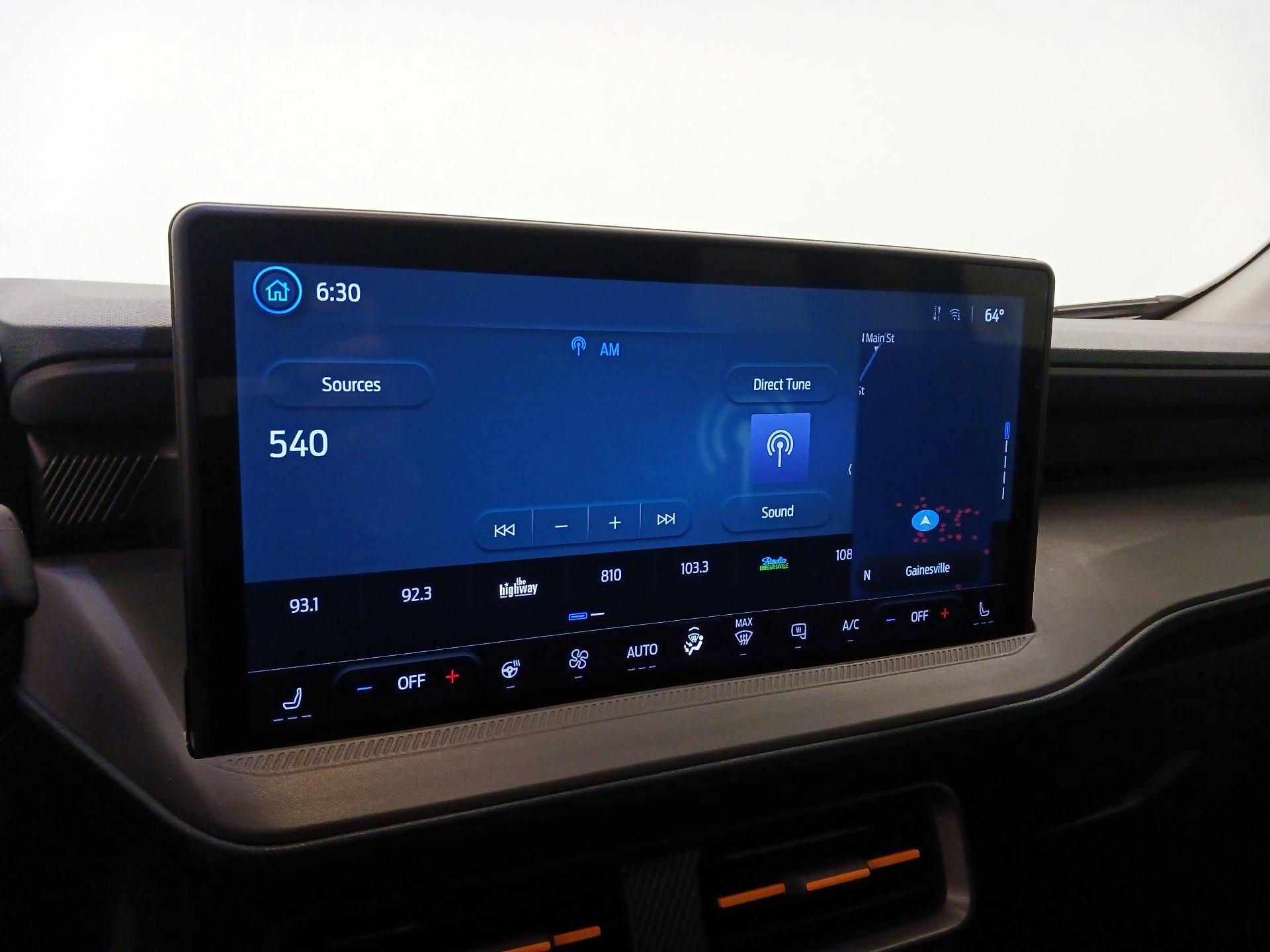 Thumbnail: 2025 Ford Maverick - 16