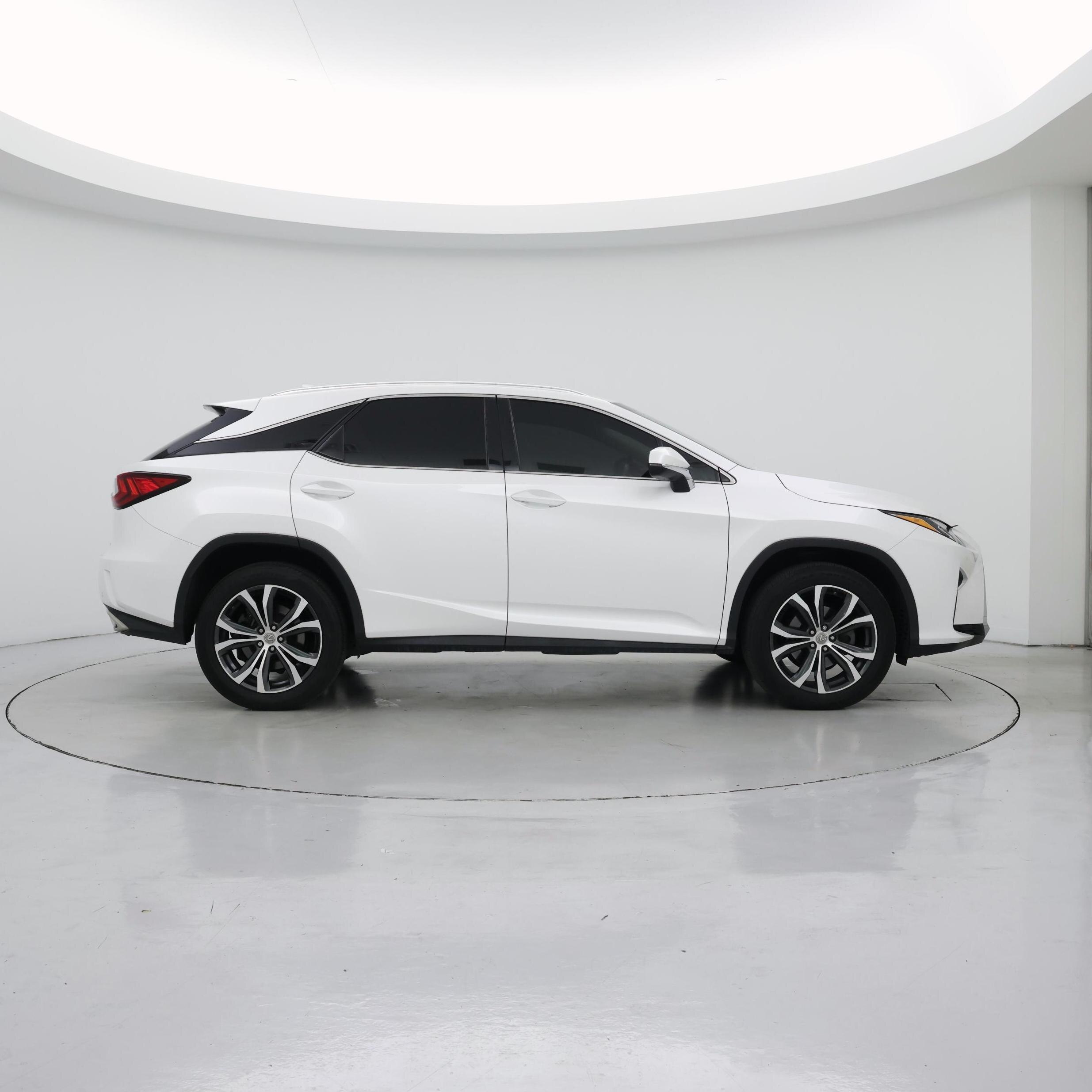 Thumbnail: 2017 Lexus RX - 7