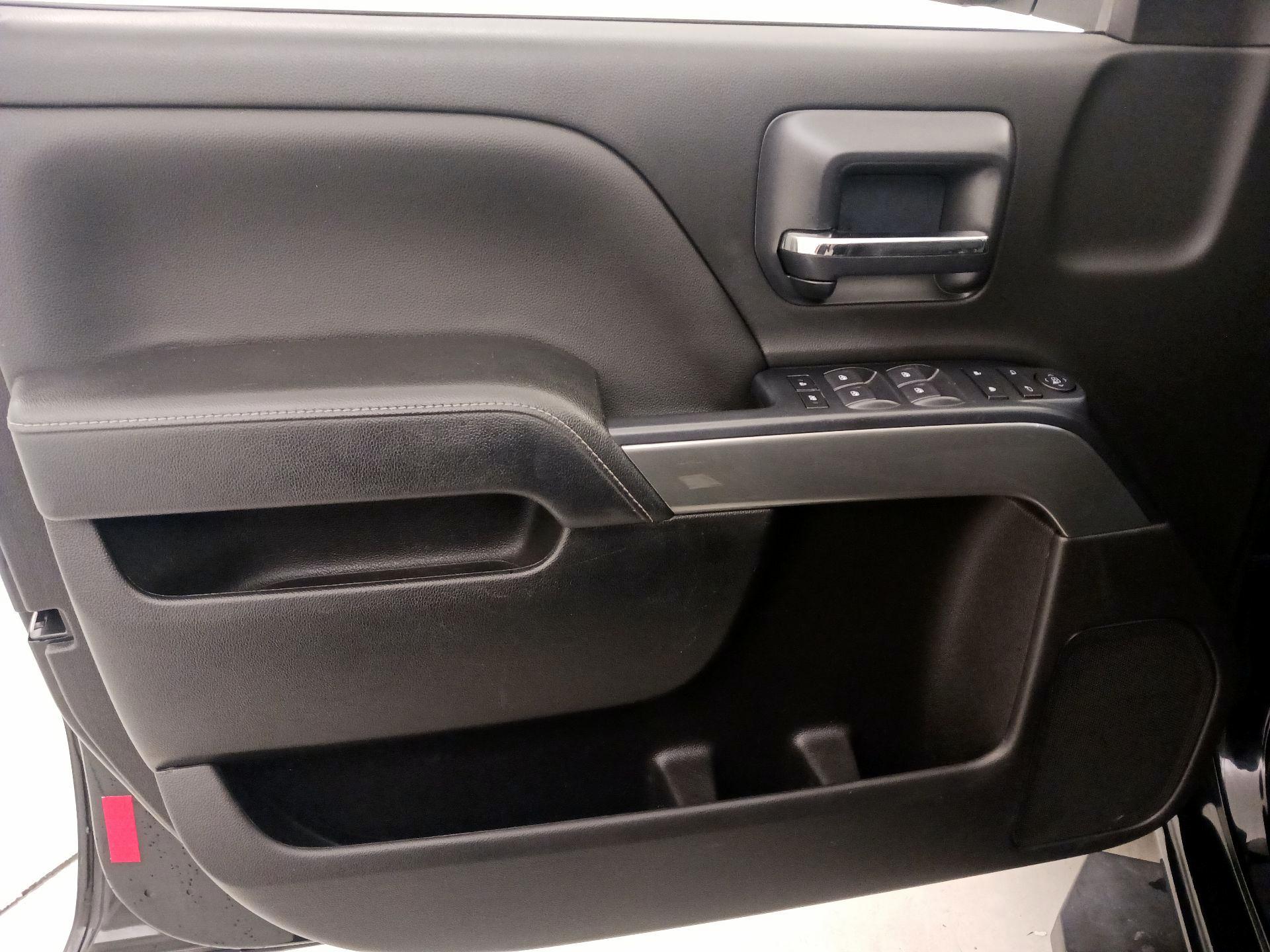 Thumbnail: 2019 Chevrolet Silverado 1500 - 12