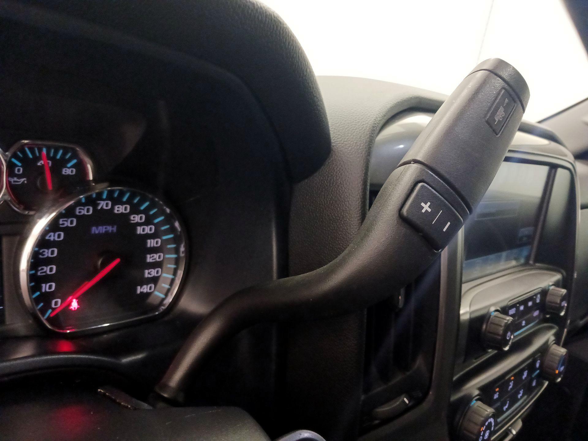 Thumbnail: 2019 Chevrolet Silverado 1500 - 17